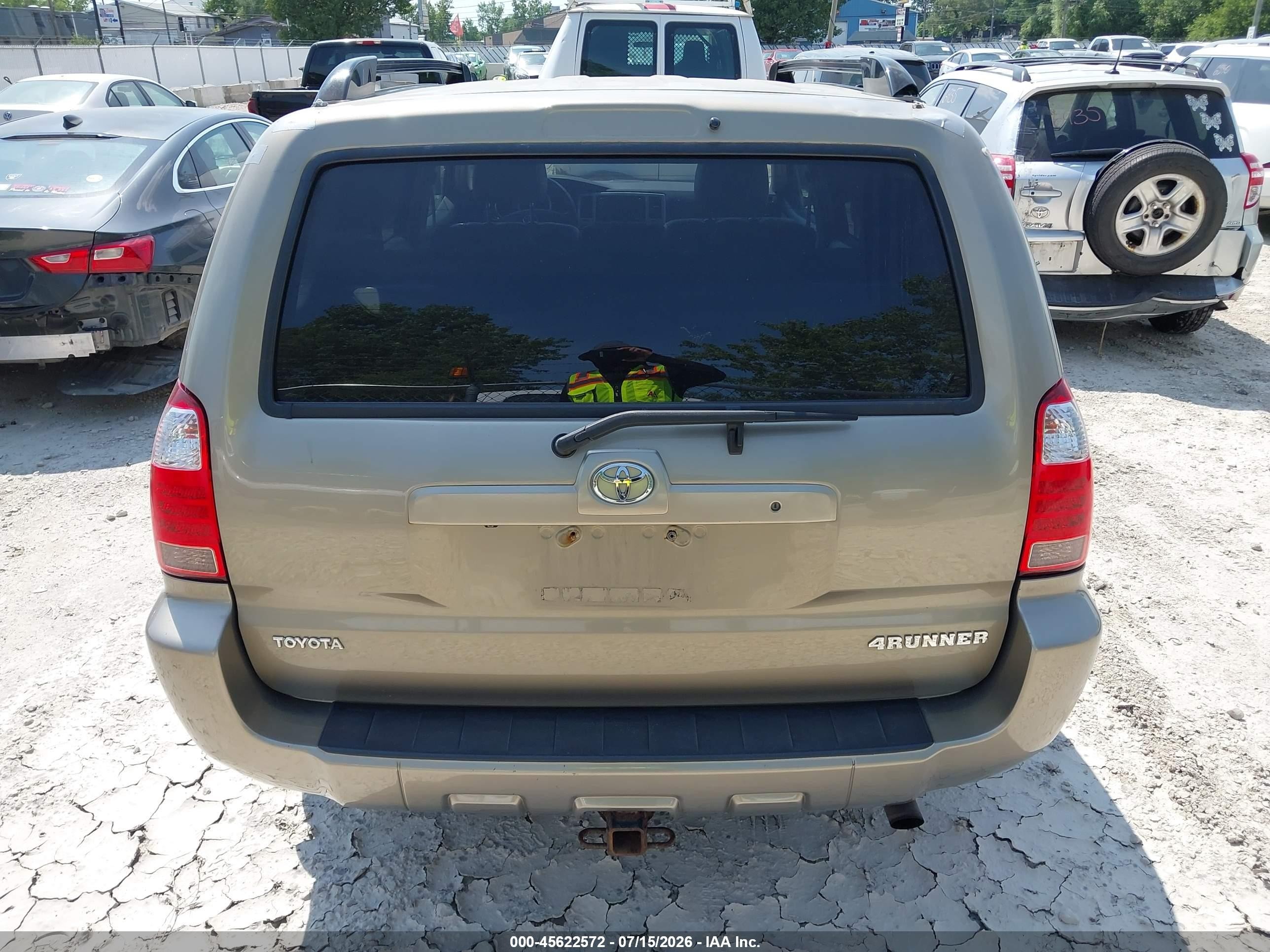 2008 Toyota 4runner Limited V6 Champagne vin: JTEBU17R98K030603