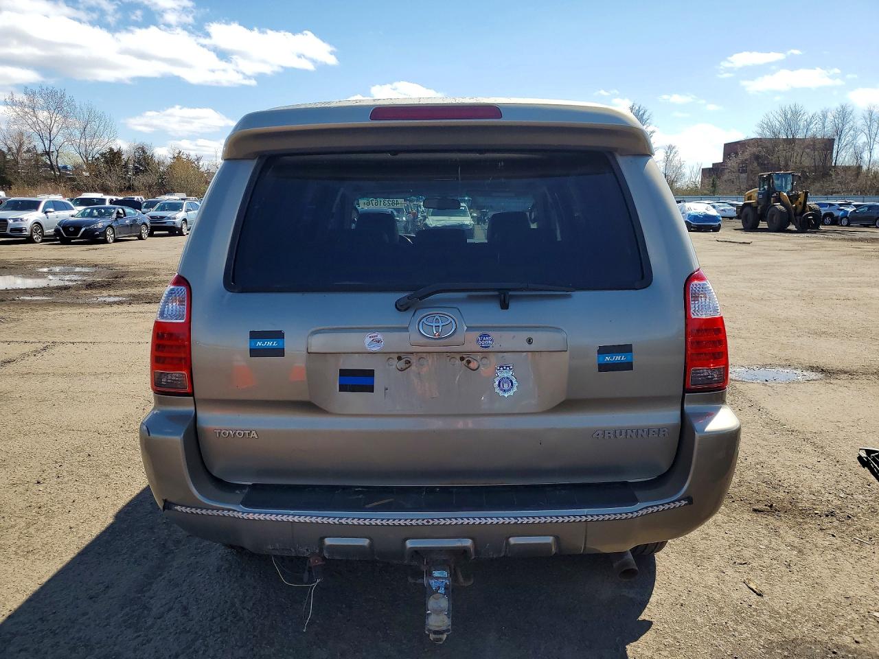 2007 Toyota 4runner Limited Tan vin: JTEBU17RX70115718