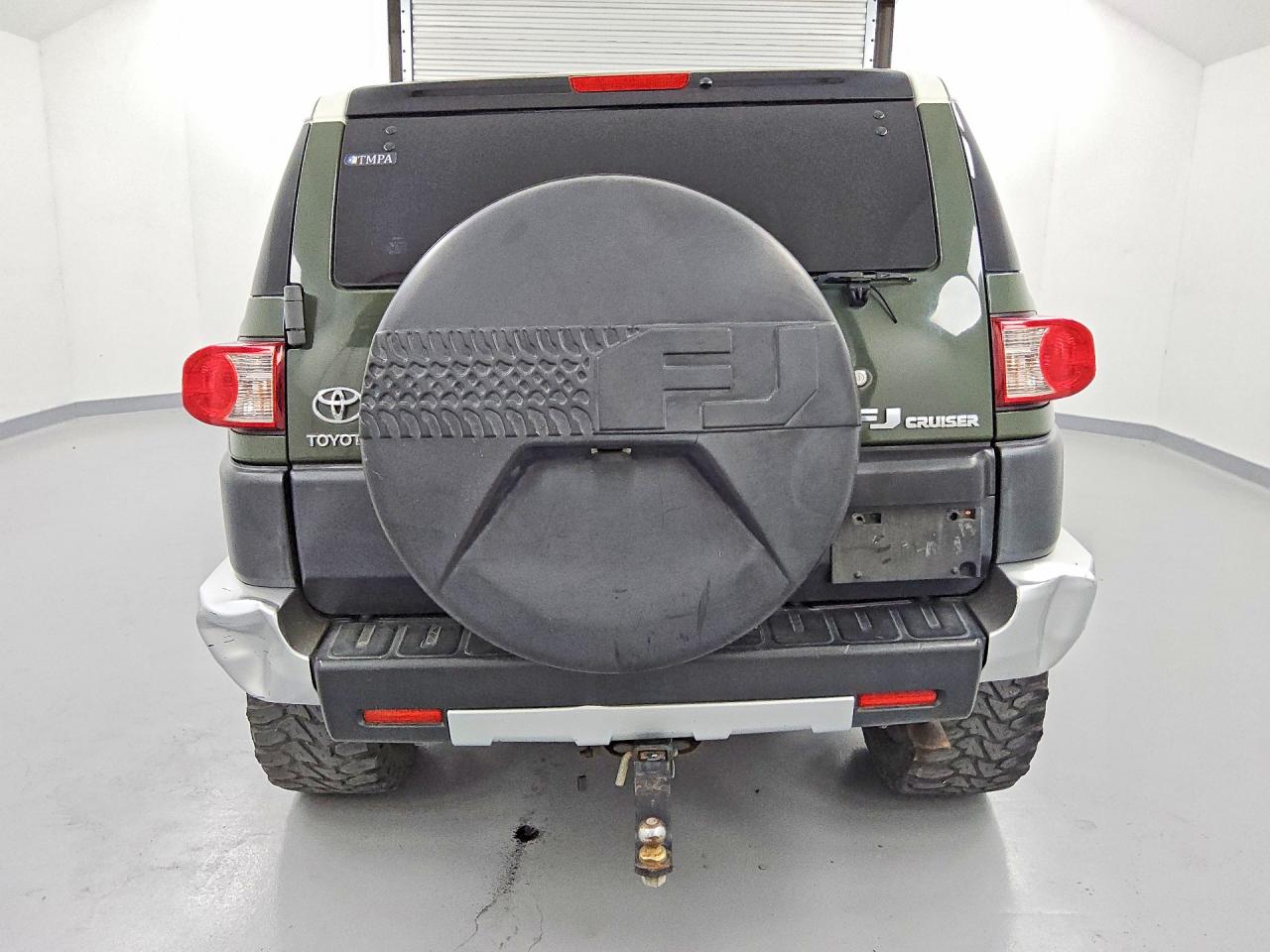 2010 Toyota Fj Cruiser Base Green vin: JTEBU4BF0AK094940