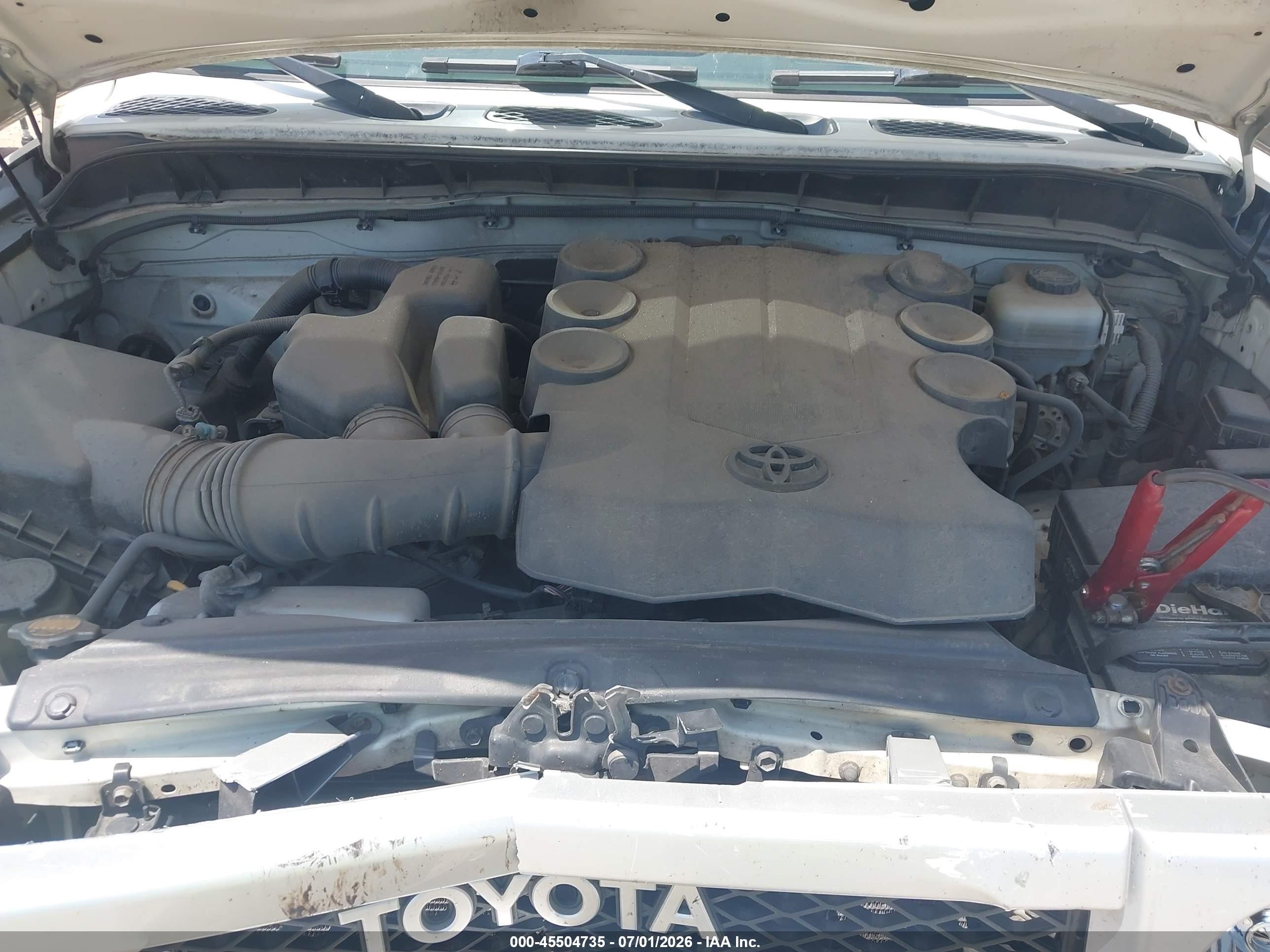 2011 Toyota Fj Cruiser   Белый vin: JTEBU4BF0BK102147