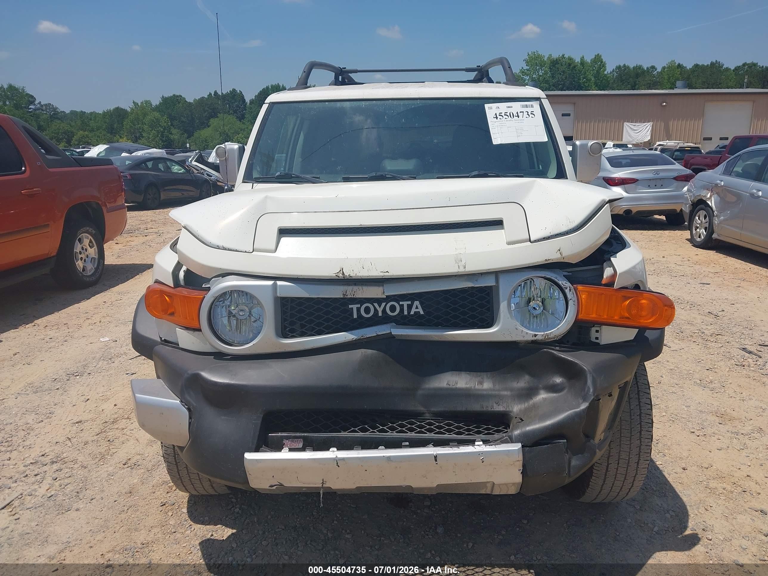 2011 Toyota Fj Cruiser   Белый vin: JTEBU4BF0BK102147