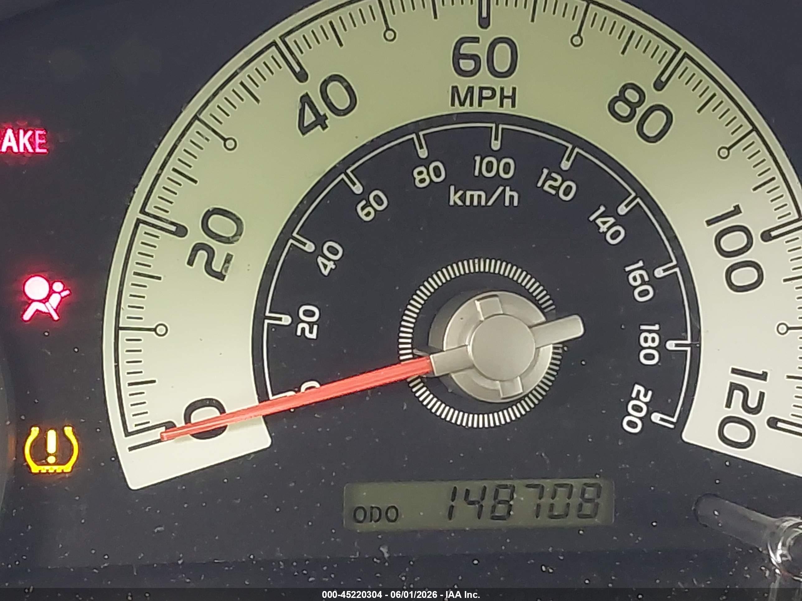 2012 Toyota Fj Cruiser   Silver vin: JTEBU4BF0CK118544