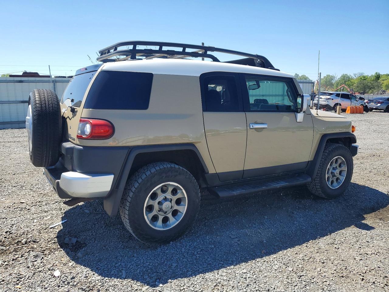 2012 Toyota Fj Cruiser Base Tan vin: JTEBU4BF0CK148658