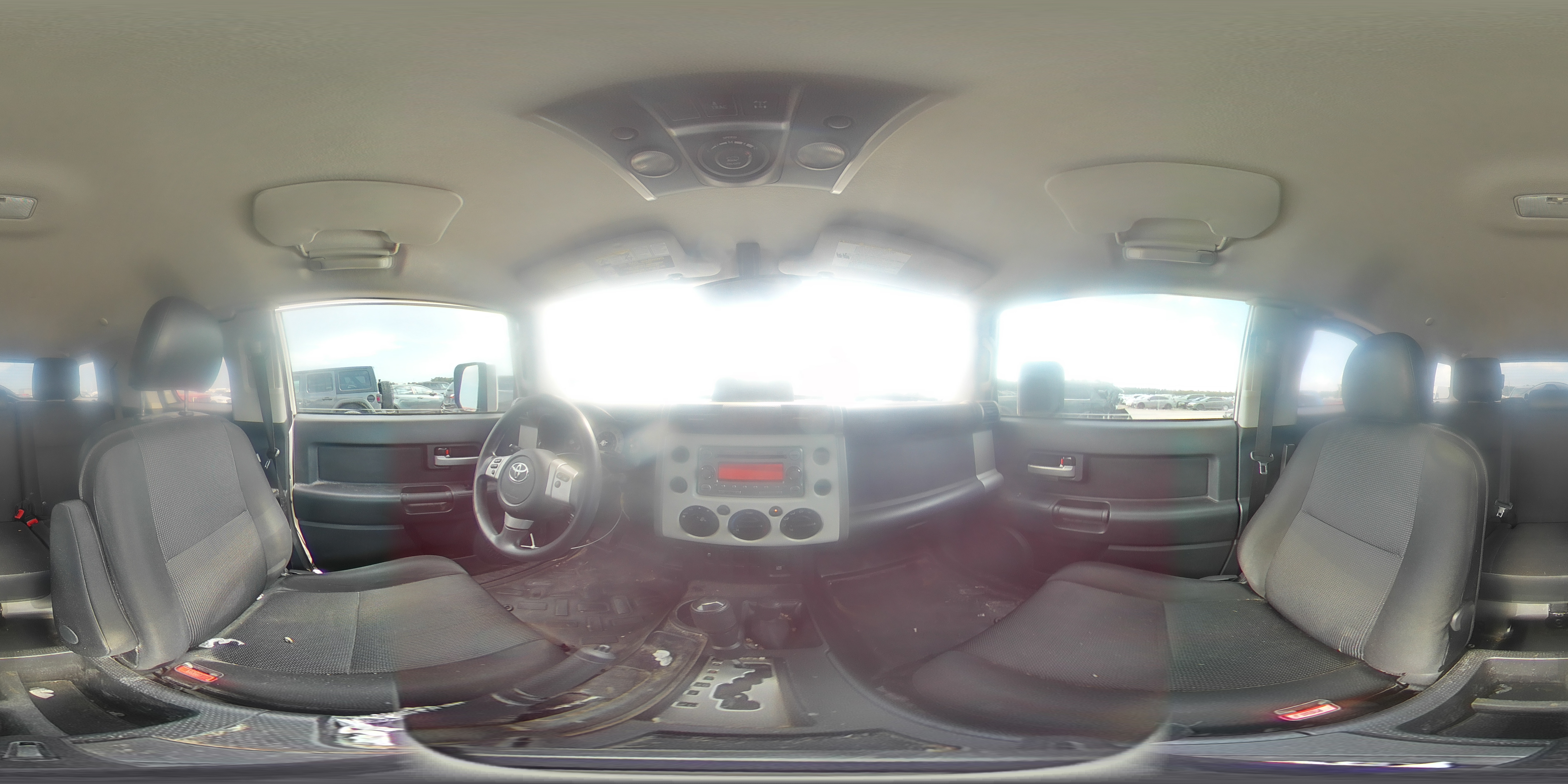 2014 Toyota Fj Cruiser Base White vin: JTEBU4BF0EK181792
