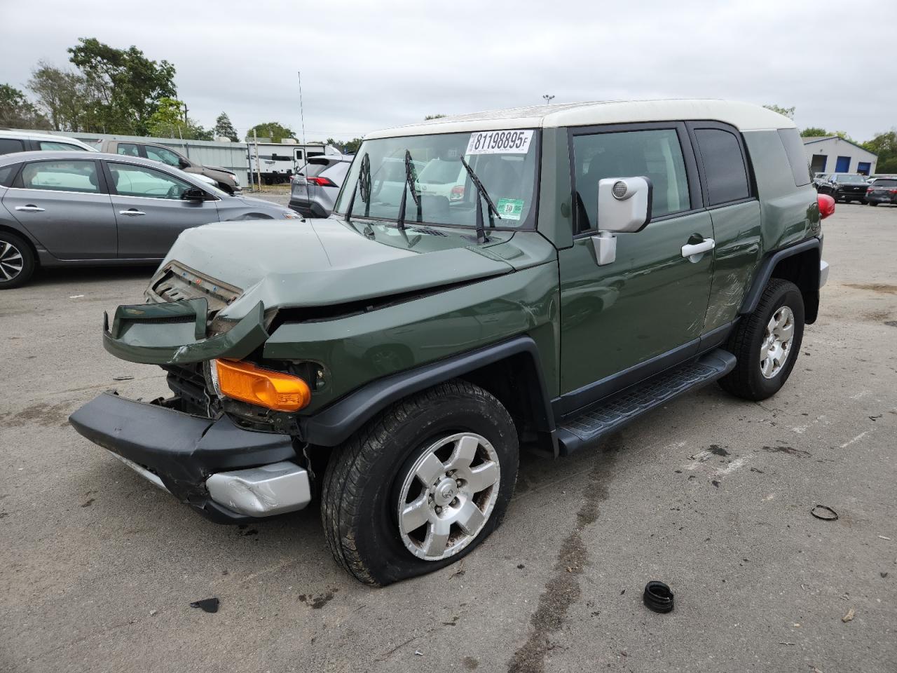 2010 Toyota Fj Cruiser Green vin: JTEBU4BF1AK071330