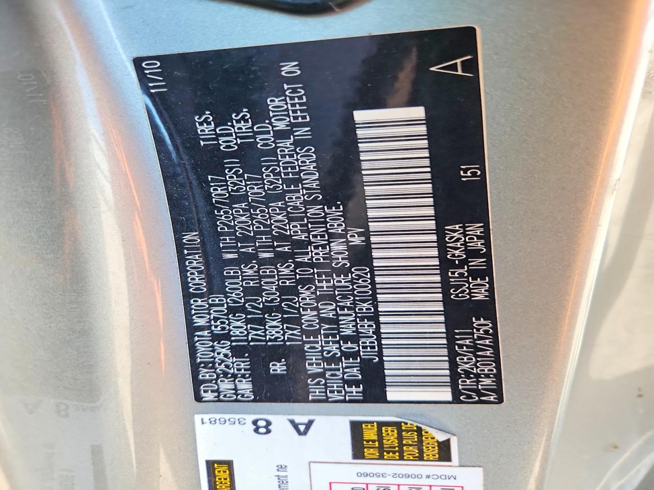 2011 Toyota Fj Cruiser Base Silver vin: JTEBU4BF1BK100620