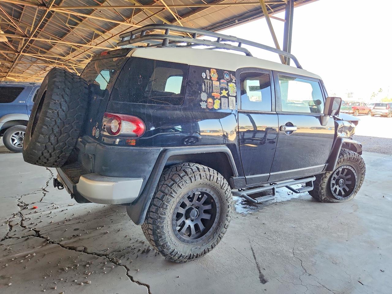 2012 Toyota Fj Cruiser Base Black vin: JTEBU4BF1CK132761