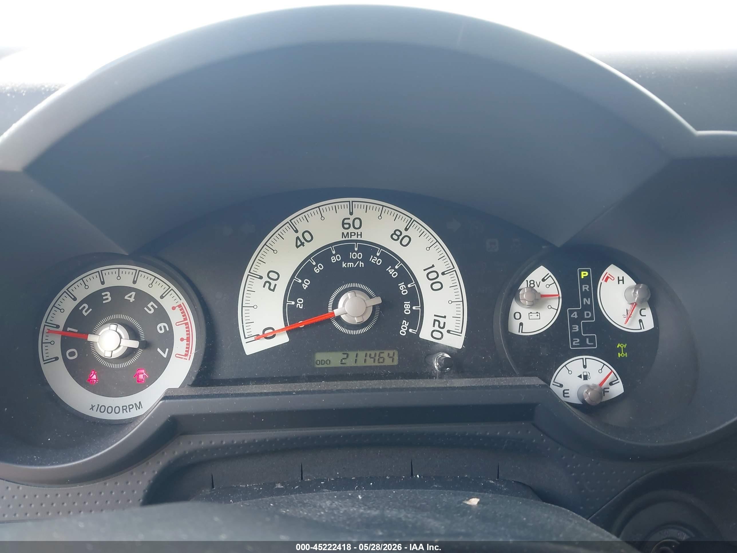 2012 Toyota Fj Cruiser   Silver vin: JTEBU4BF1CK138317