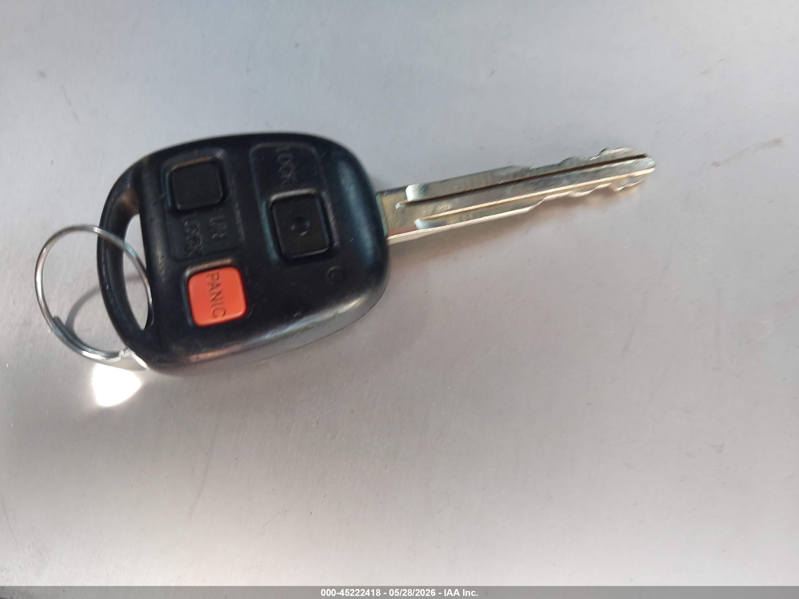 2012 Toyota Fj Cruiser   Silver vin: JTEBU4BF1CK138317
