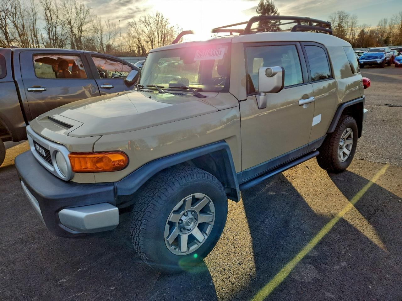 2014 Toyota Fj Cruiser Tan vin: JTEBU4BF1EK207252