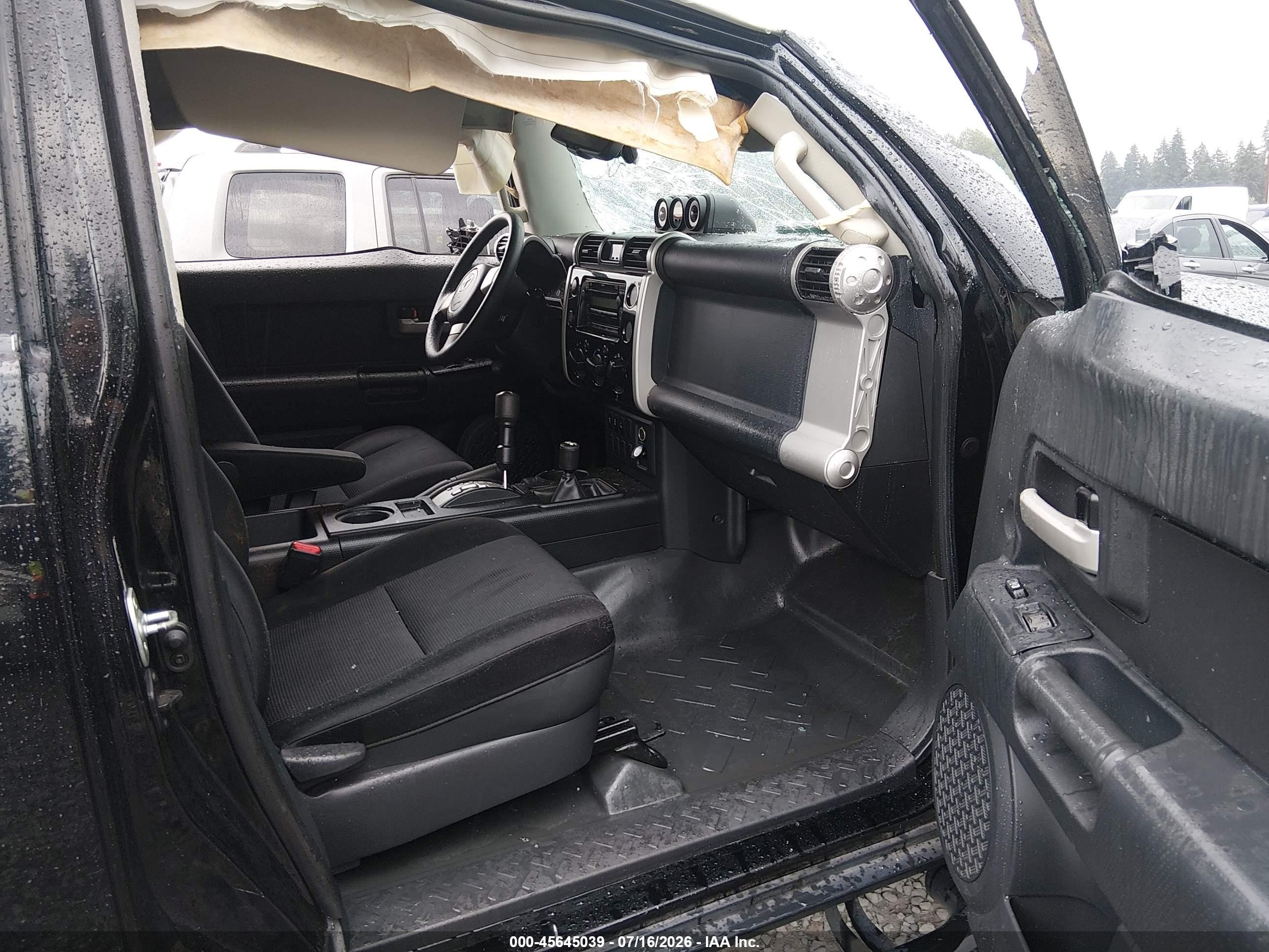 2010 Toyota Fj Cruiser   Black vin: JTEBU4BF3AK073838
