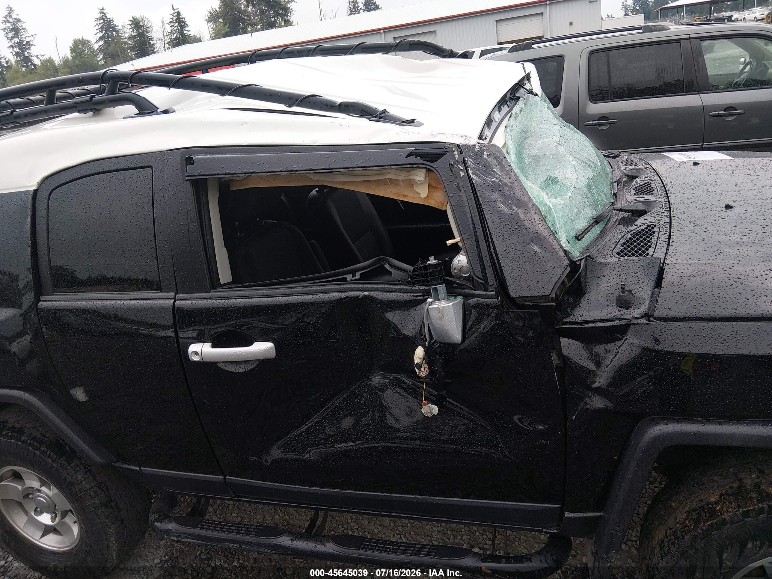 2010 Toyota Fj Cruiser   Black vin: JTEBU4BF3AK073838