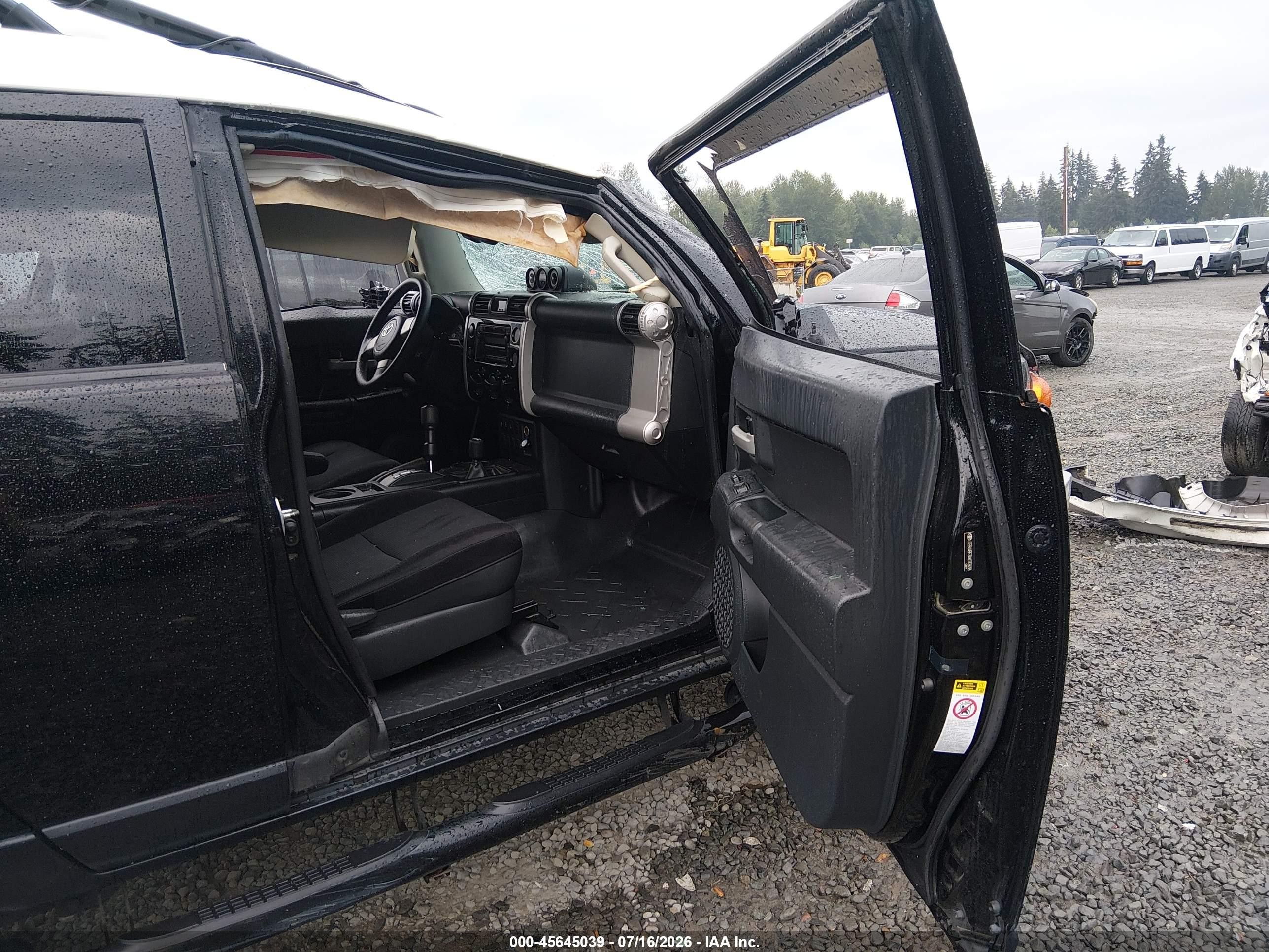2010 Toyota Fj Cruiser   Black vin: JTEBU4BF3AK073838
