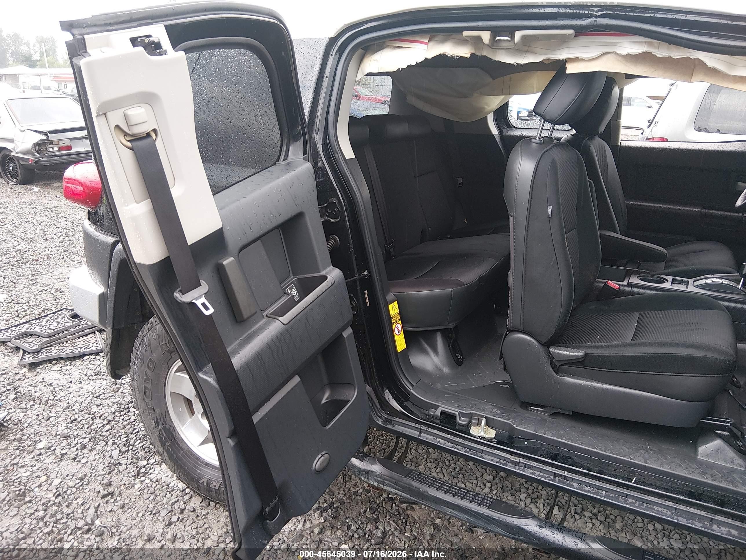 2010 Toyota Fj Cruiser   Black vin: JTEBU4BF3AK073838