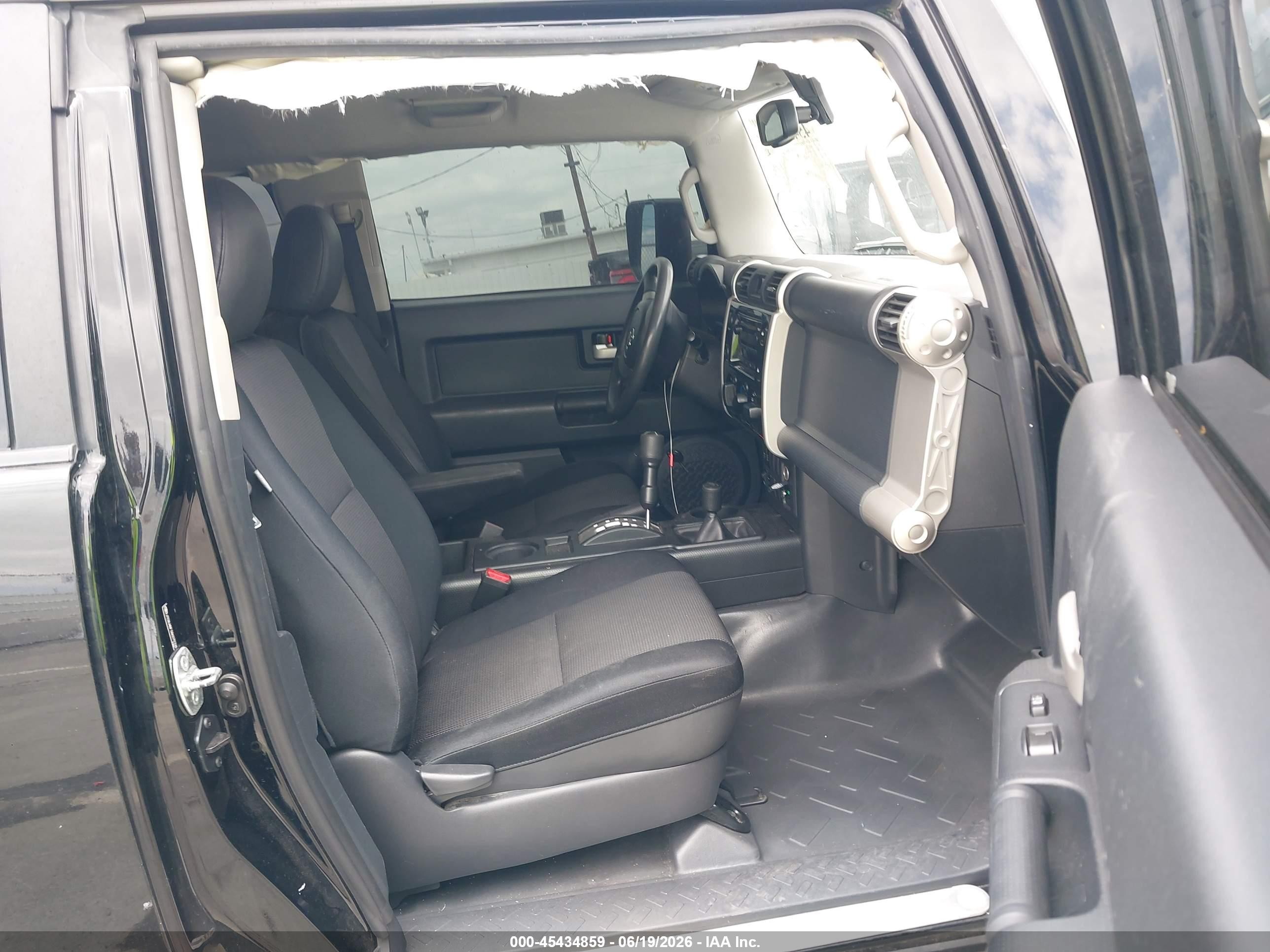 2010 Toyota Fj Cruiser   Black vin: JTEBU4BF3AK079798