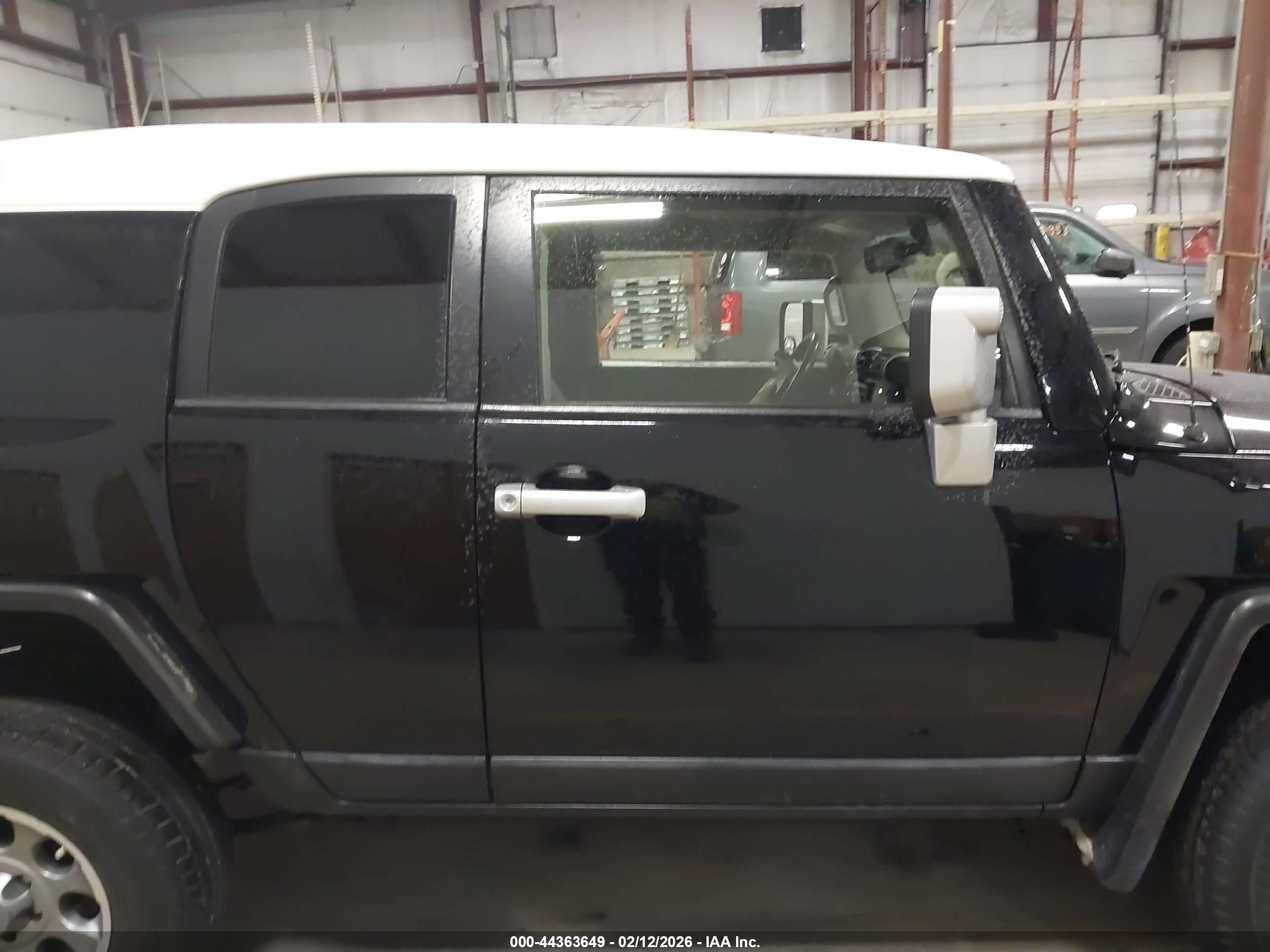 2013 Toyota Fj Cruiser   Black vin: JTEBU4BF3DK164838