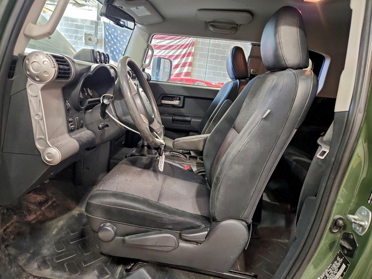 2010 Toyota Fj Cruiser Green vin: JTEBU4BF4AK097789