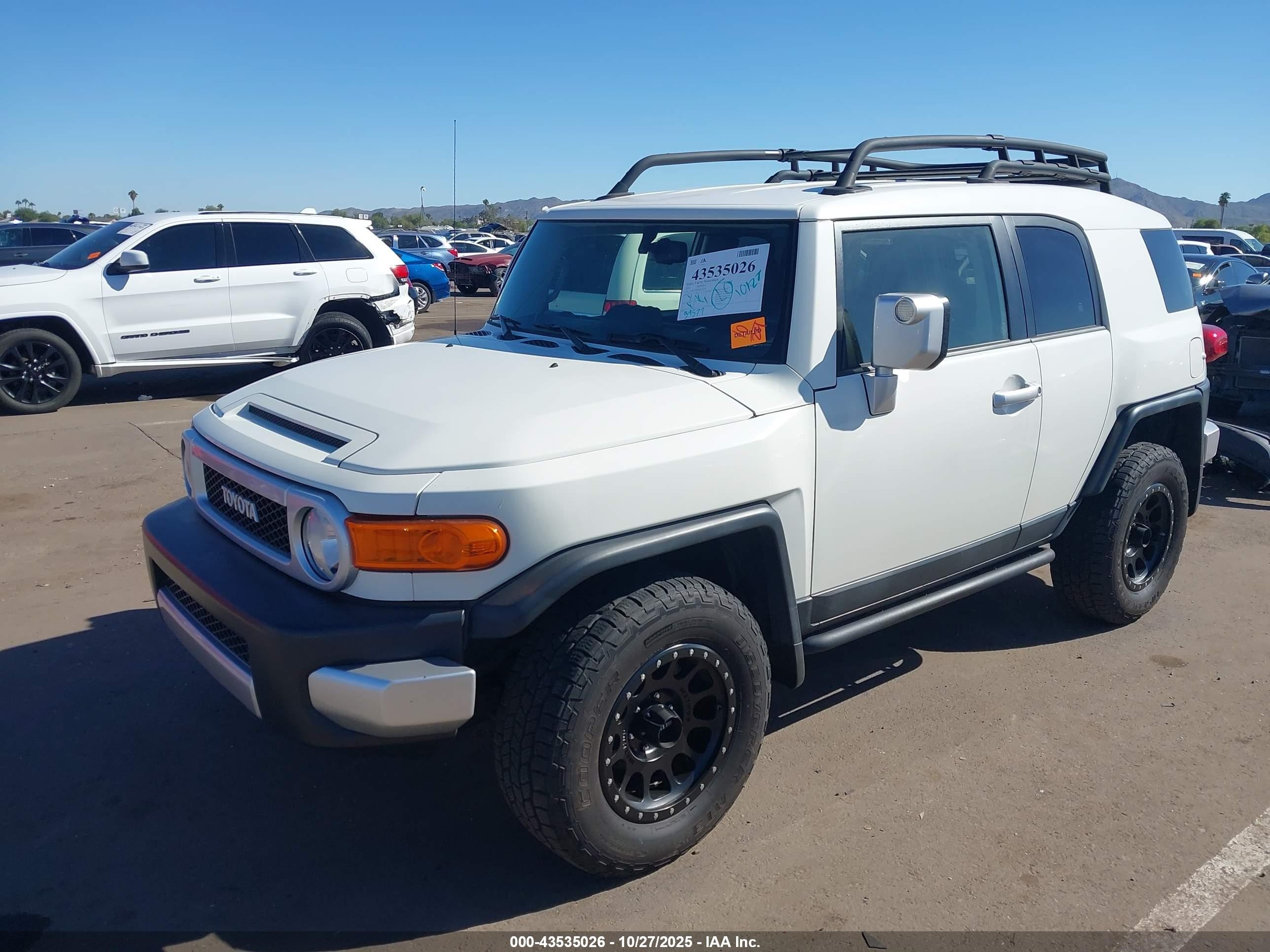 2013 Toyota Fj Cruiser   White vin: JTEBU4BF4DK170230