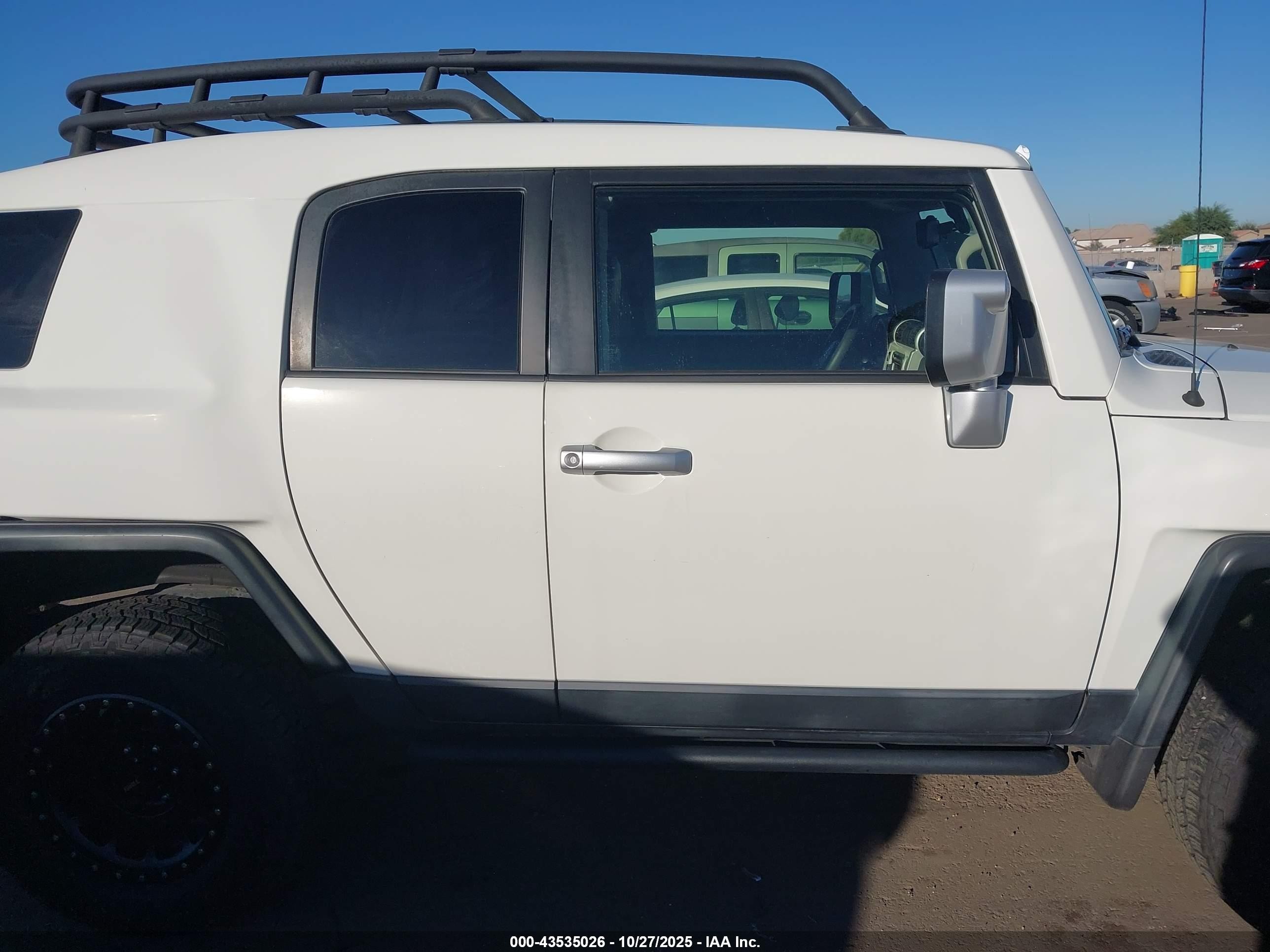 2013 Toyota Fj Cruiser   White vin: JTEBU4BF4DK170230