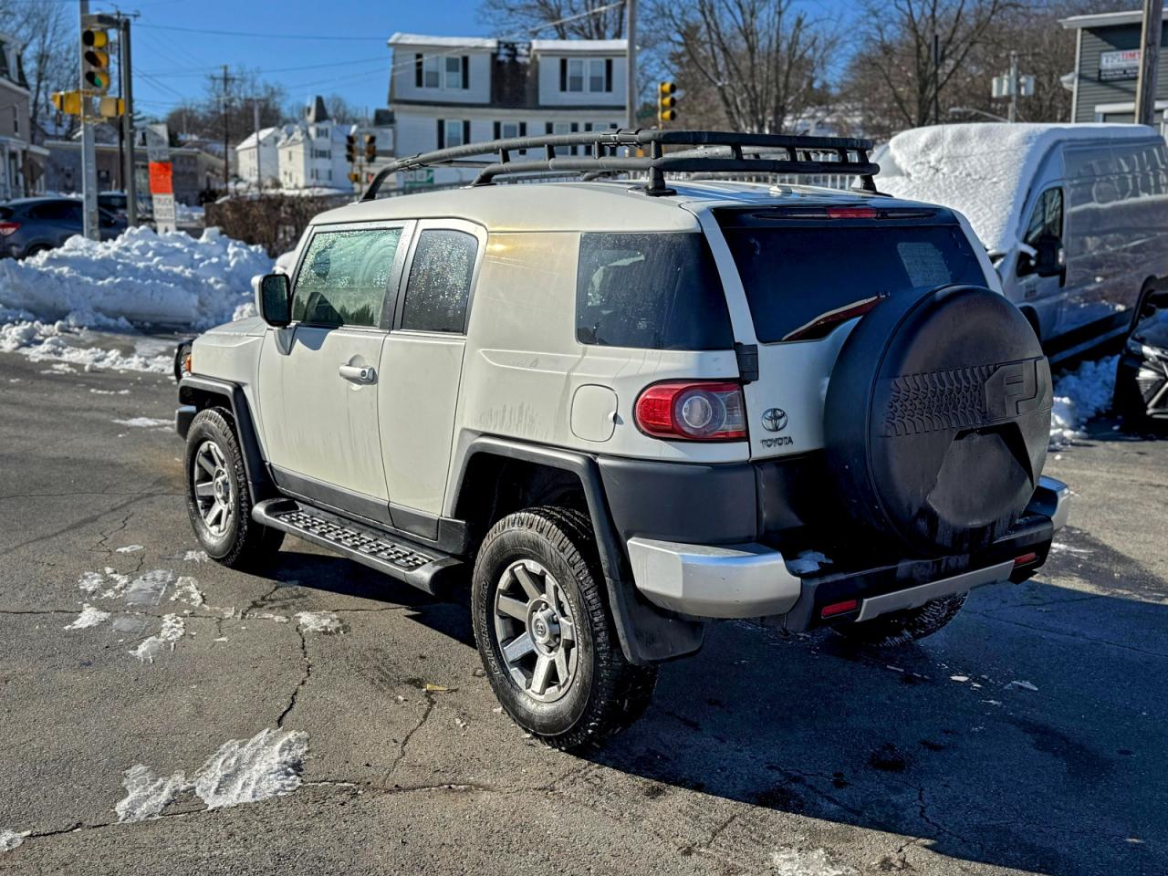2014 Toyota Fj Cruiser White vin: JTEBU4BF4EK205169