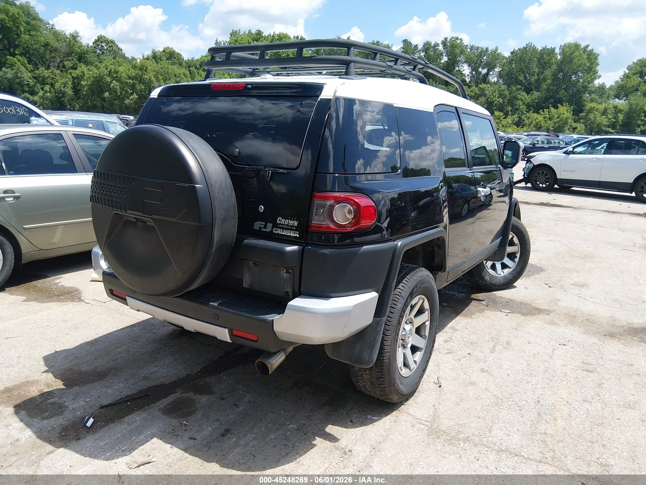 2014 Toyota Fj Cruiser   Черный vin: JTEBU4BF4EK208332