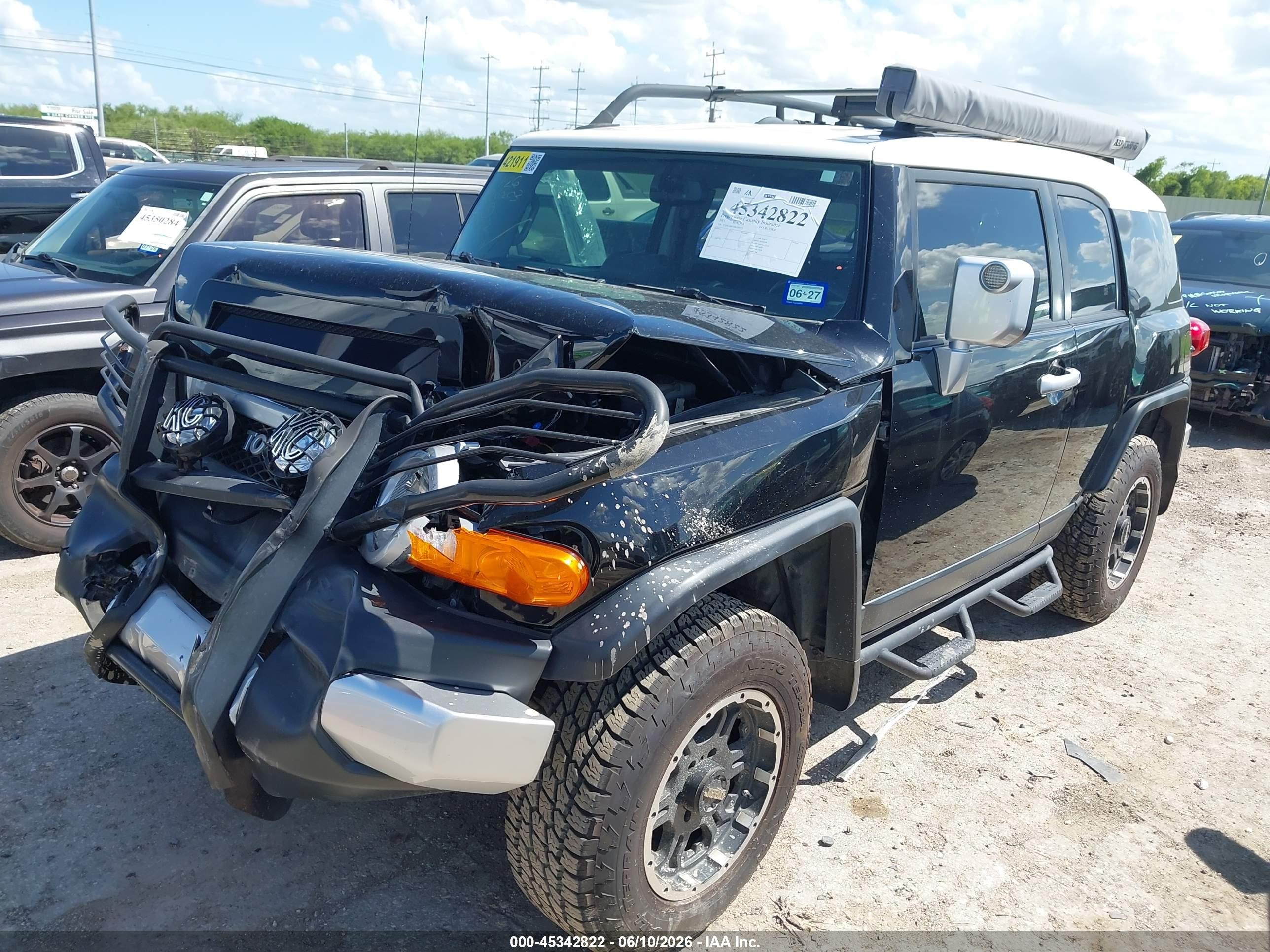 2011 Toyota Fj Cruiser   Black vin: JTEBU4BF5BK099522