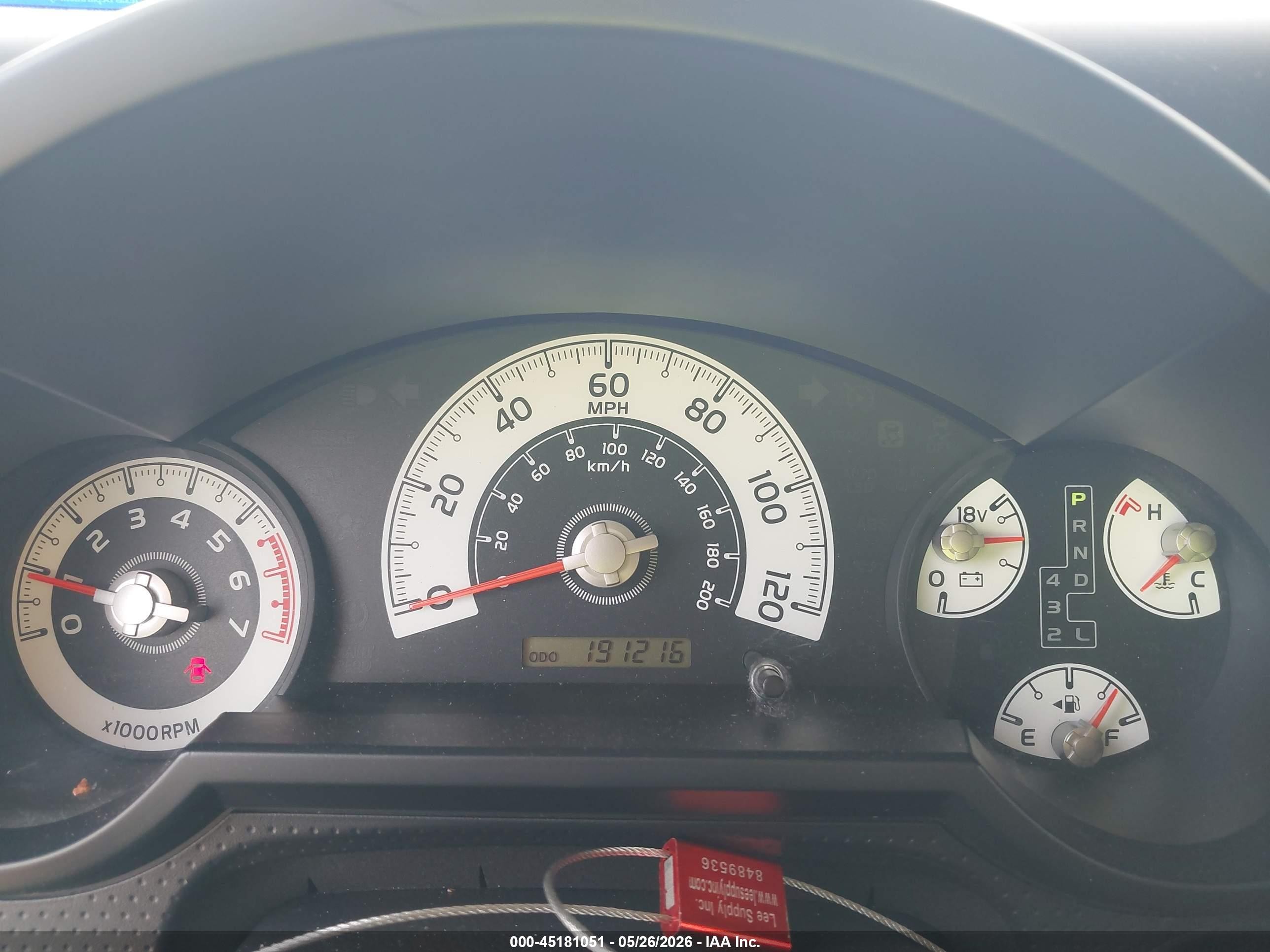 2012 Toyota Fj Cruiser   Silver vin: JTEBU4BF6CK138667