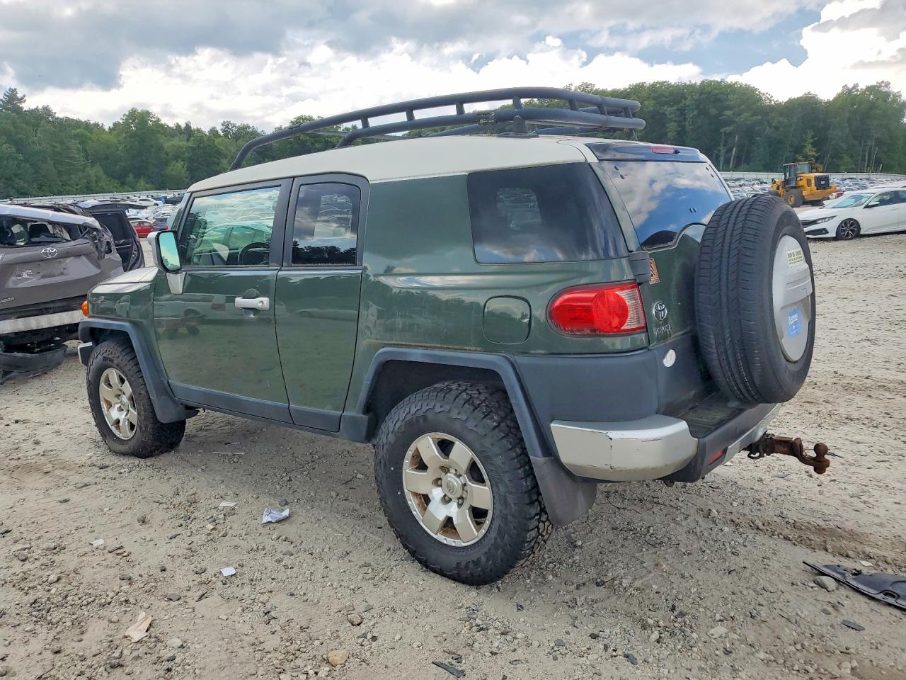 2010 Toyota Fj Cruiser Base Green vin: JTEBU4BF7AK083580