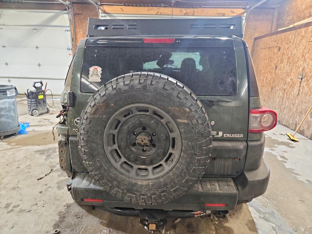 2014 Toyota Fj Cruiser Green vin: JTEBU4BF7EK184267