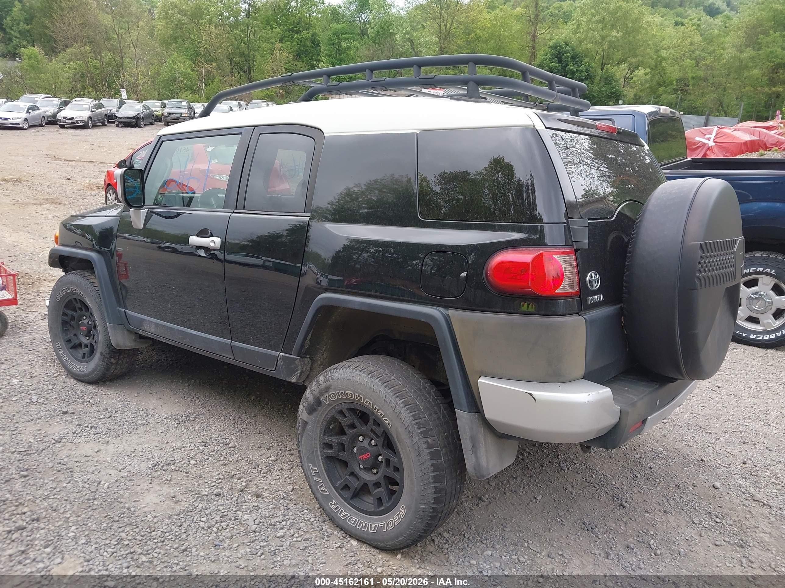 2010 Toyota Fj Cruiser   Черный vin: JTEBU4BF8AK072748