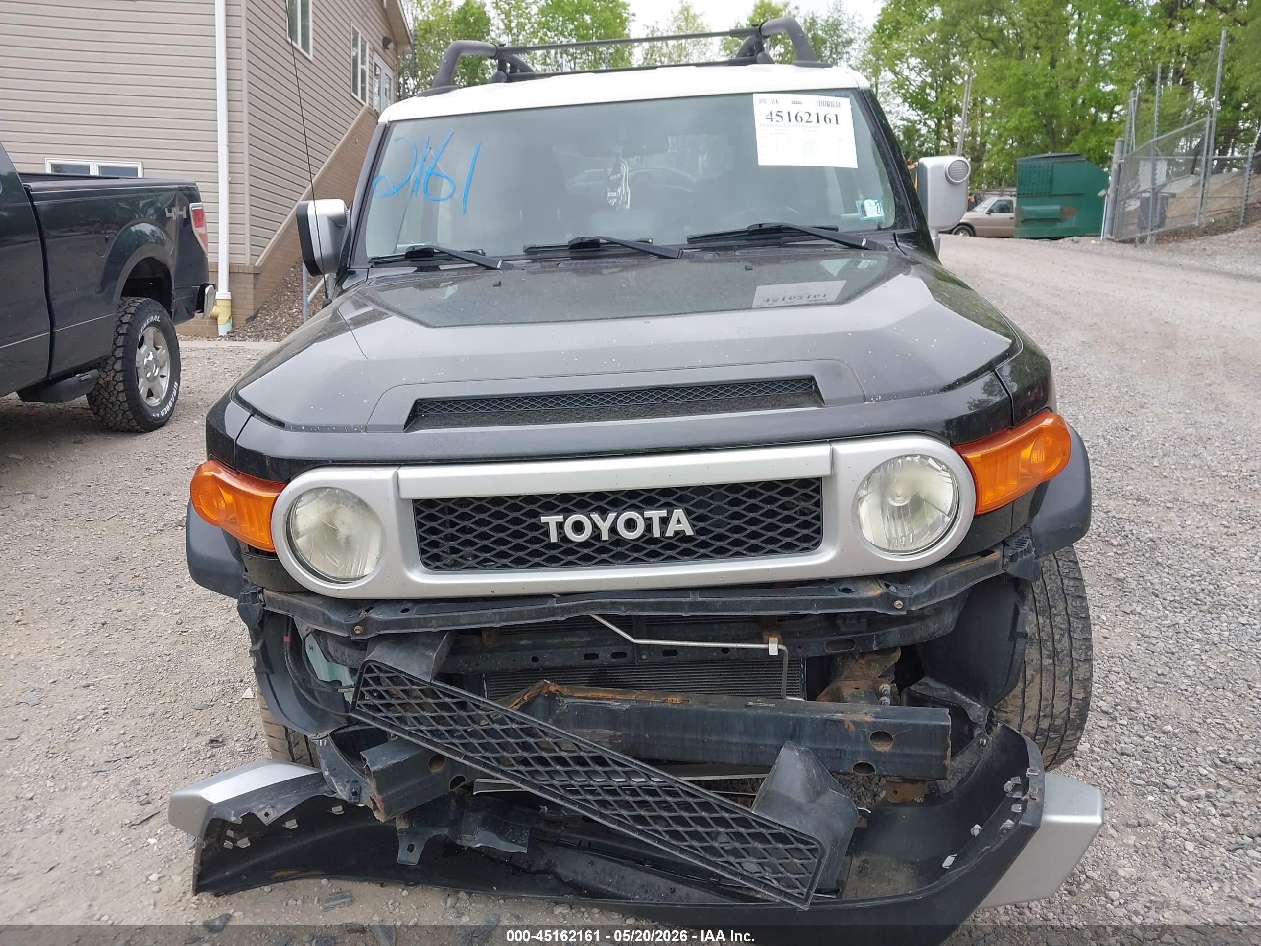 2010 Toyota Fj Cruiser   Черный vin: JTEBU4BF8AK072748