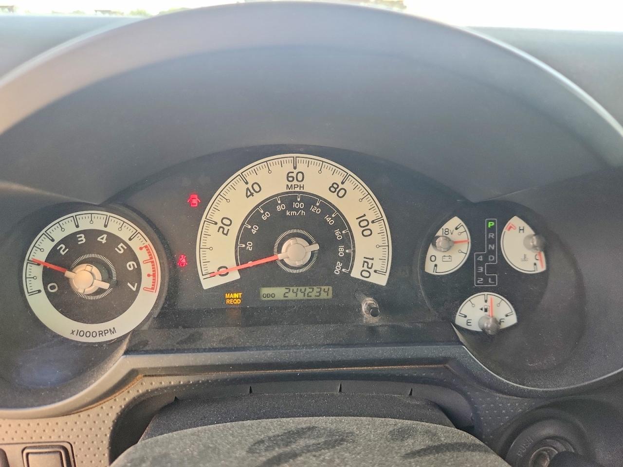 2010 Toyota Fj Cruiser Base Silver vin: JTEBU4BF8AK077609