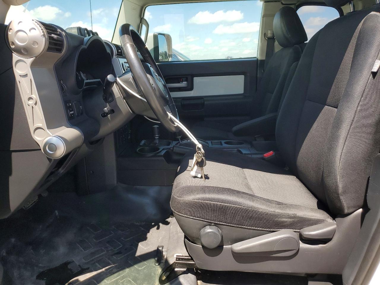 2010 Toyota Fj Cruiser Base White vin: JTEBU4BF8AK090148