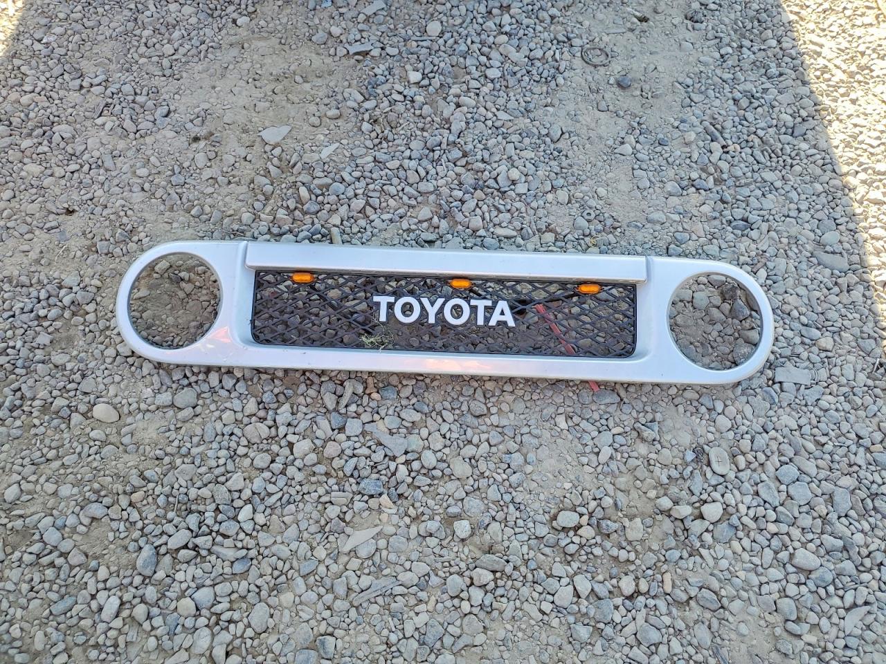2011 Toyota Fj Cruiser Base Blue vin: JTEBU4BF8BK106429