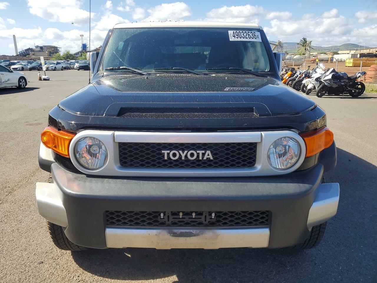 2011 Toyota Fj Cruiser Base Black vin: JTEBU4BF8BK109539