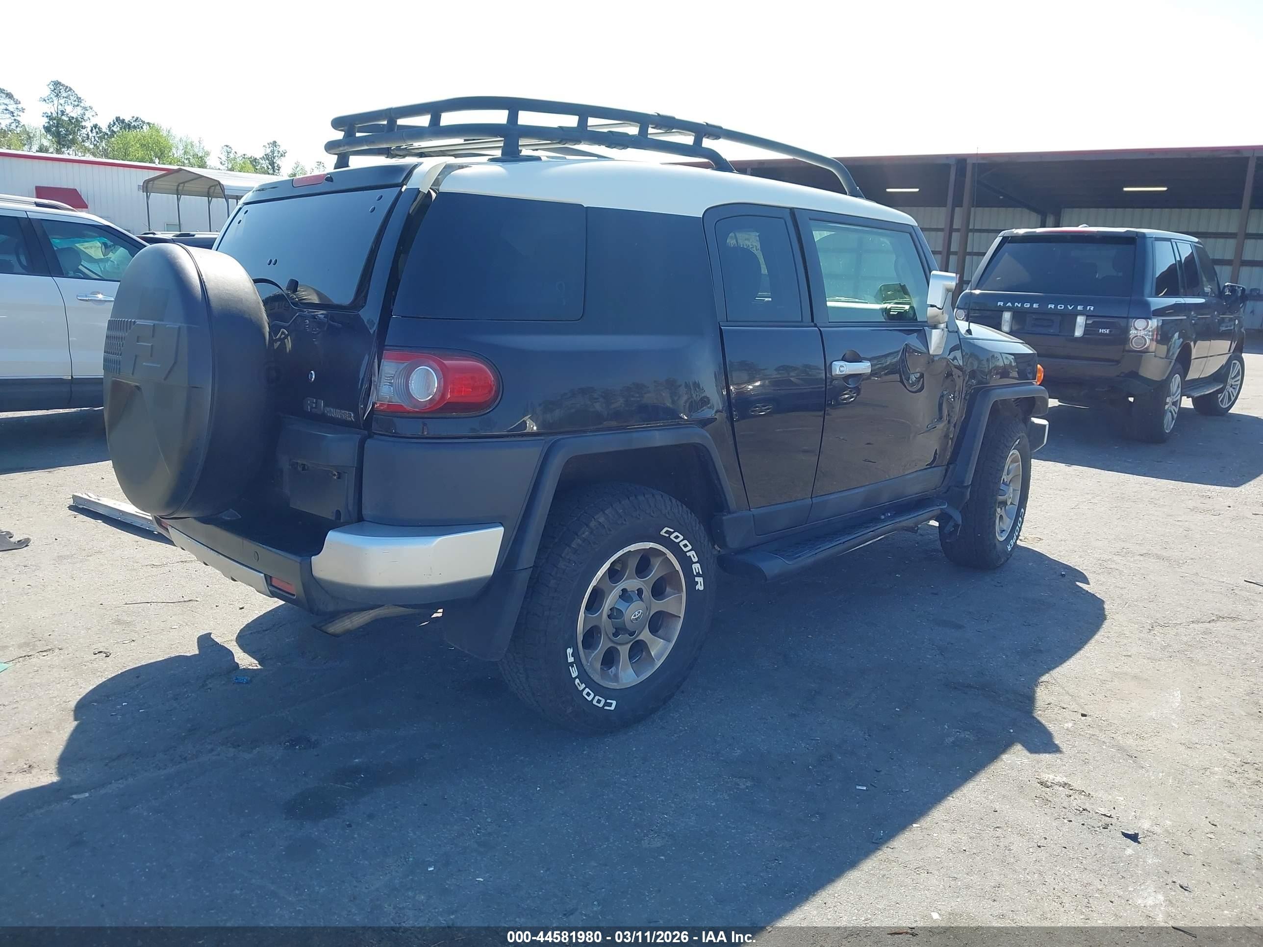 2013 Toyota Fj Cruiser   Black vin: JTEBU4BF8DK169016