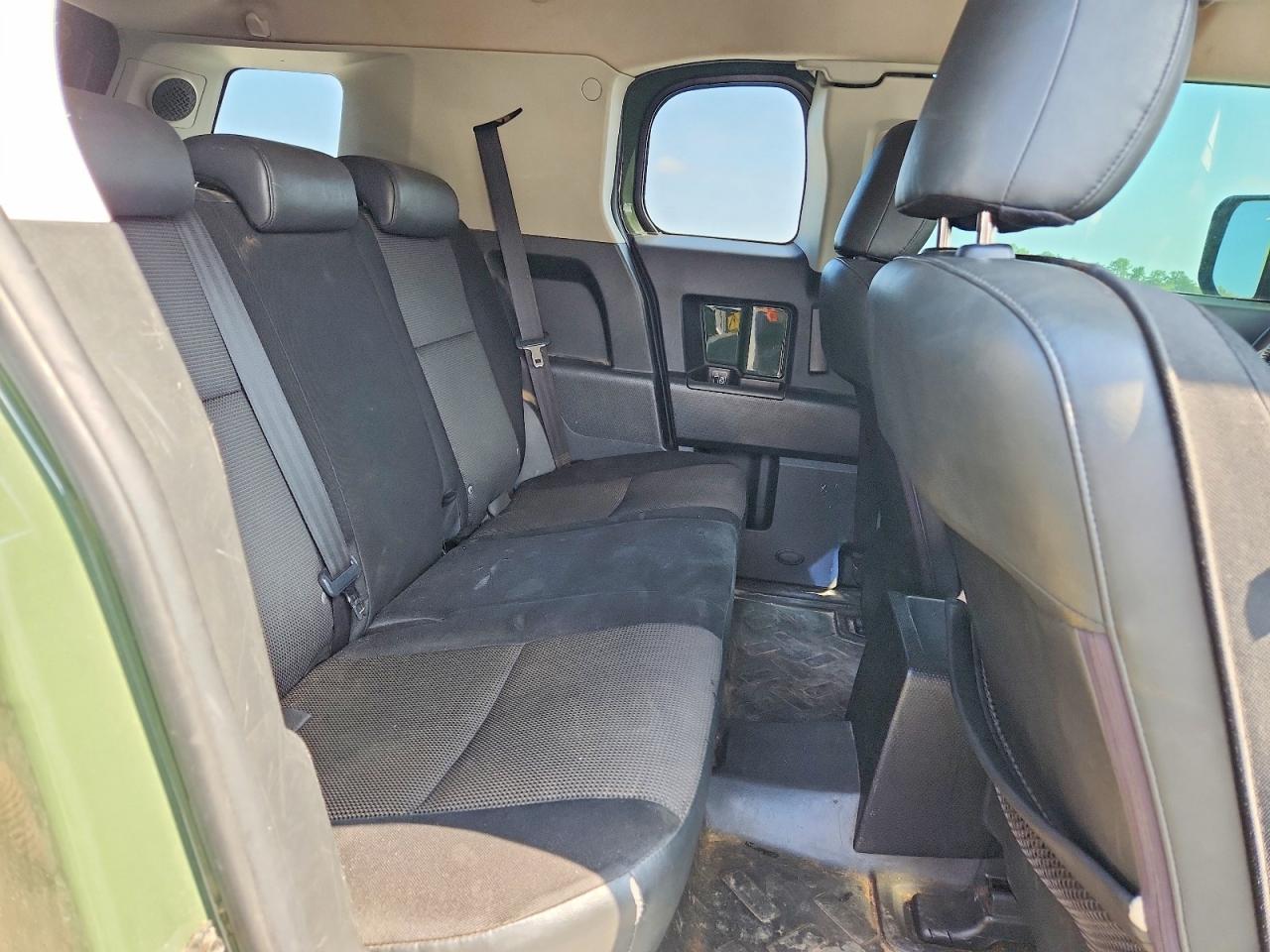 2010 Toyota Fj Cruiser Base Black vin: JTEBU4BF9AK082219