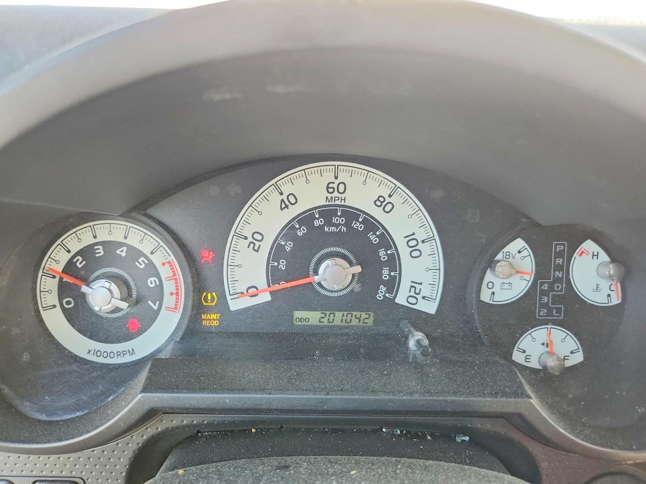 2011 Toyota Fj Cruiser Base Белый vin: JTEBU4BF9BK115978