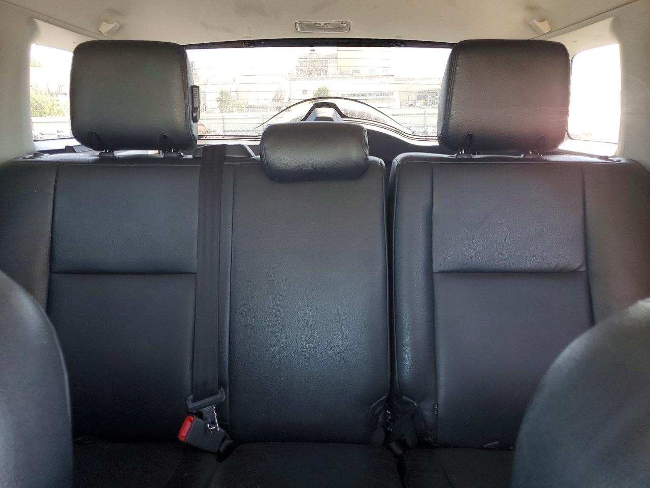 2012 Toyota Fj Cruiser Base Белый vin: JTEBU4BF9CK127176