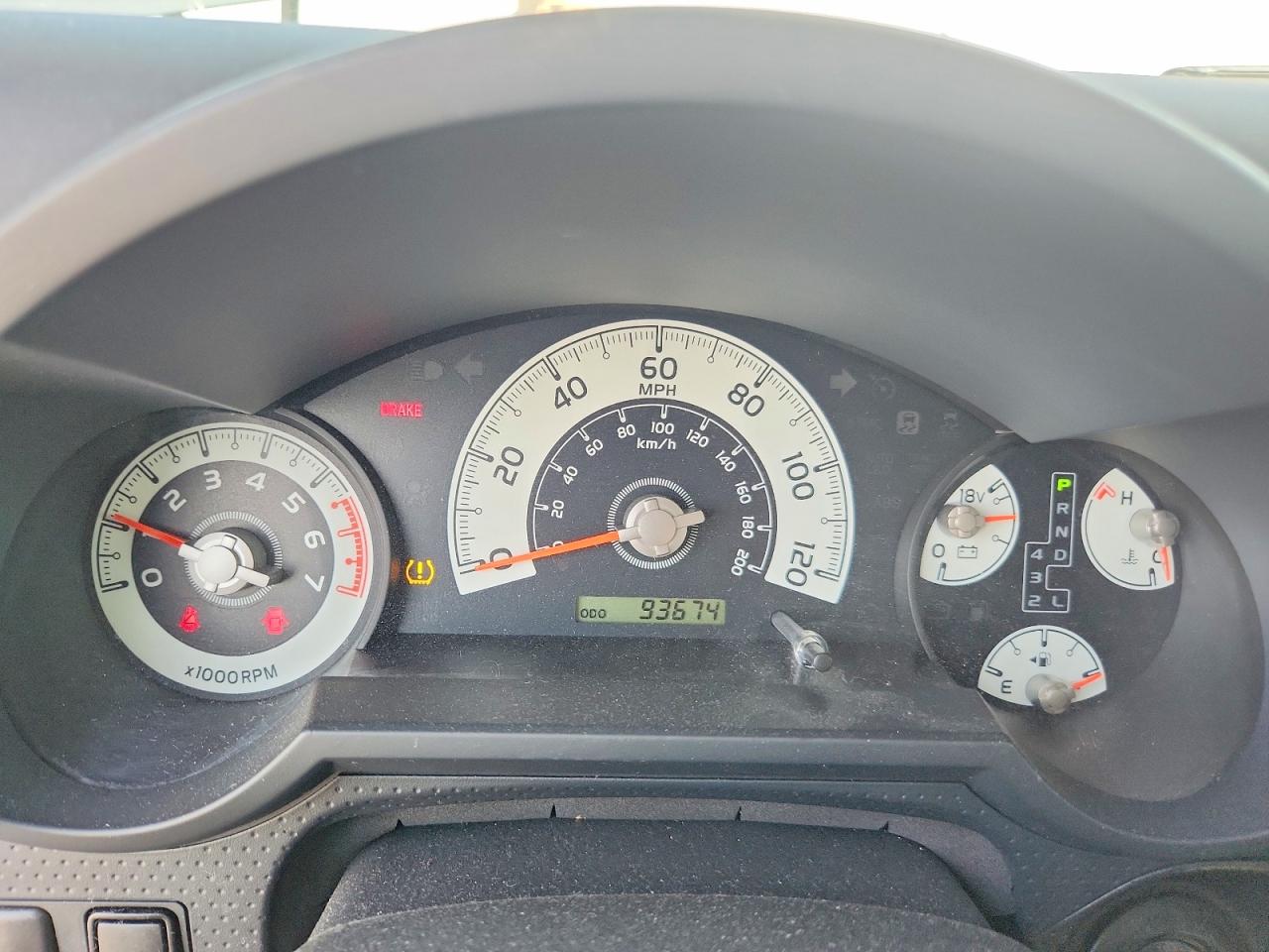 2012 Toyota Fj Cruiser Base Серебряный vin: JTEBU4BF9CK132989