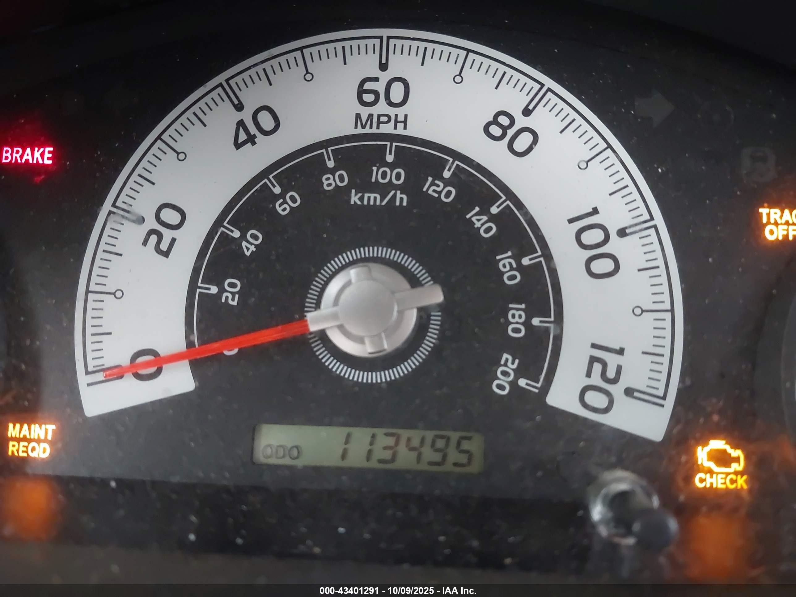2013 Toyota Fj Cruiser   White vin: JTEBU4BF9DK171101