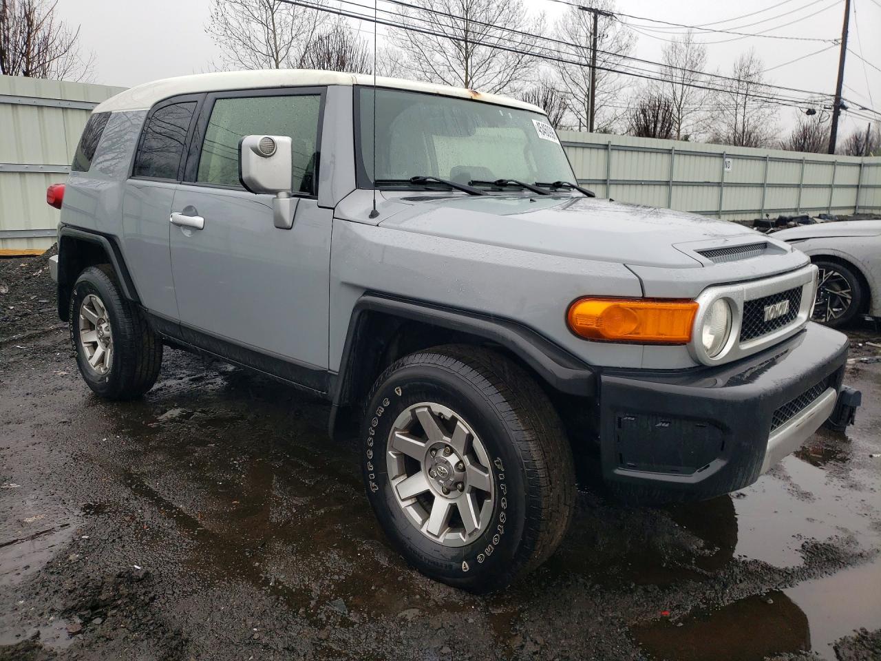2014 Toyota Fj Cruiser Gray vin: JTEBU4BF9EK186277
