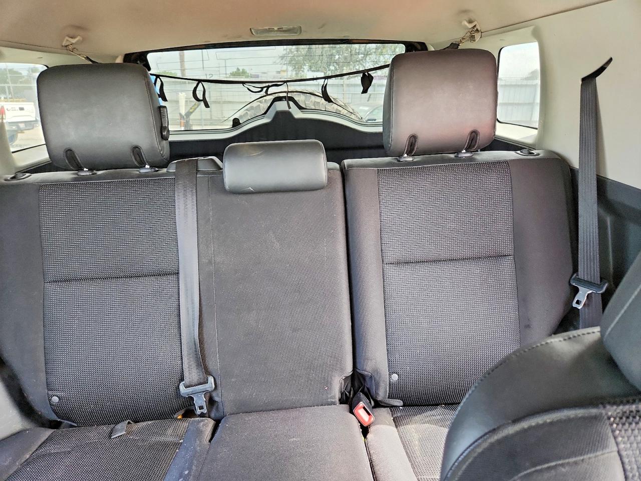 2014 Toyota Fj Cruiser Base White vin: JTEBU4BF9EK190488