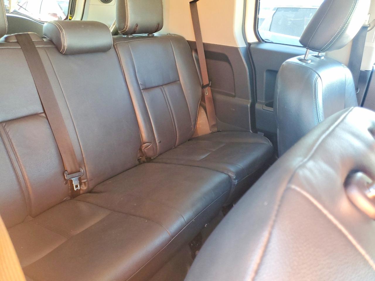 2011 Toyota Fj Cruiser Base Silver vin: JTEBU4BFXBK101975