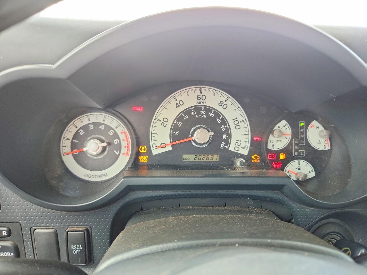 2012 Toyota Fj Cruiser Base Белый vin: JTEBU4BFXCK132810