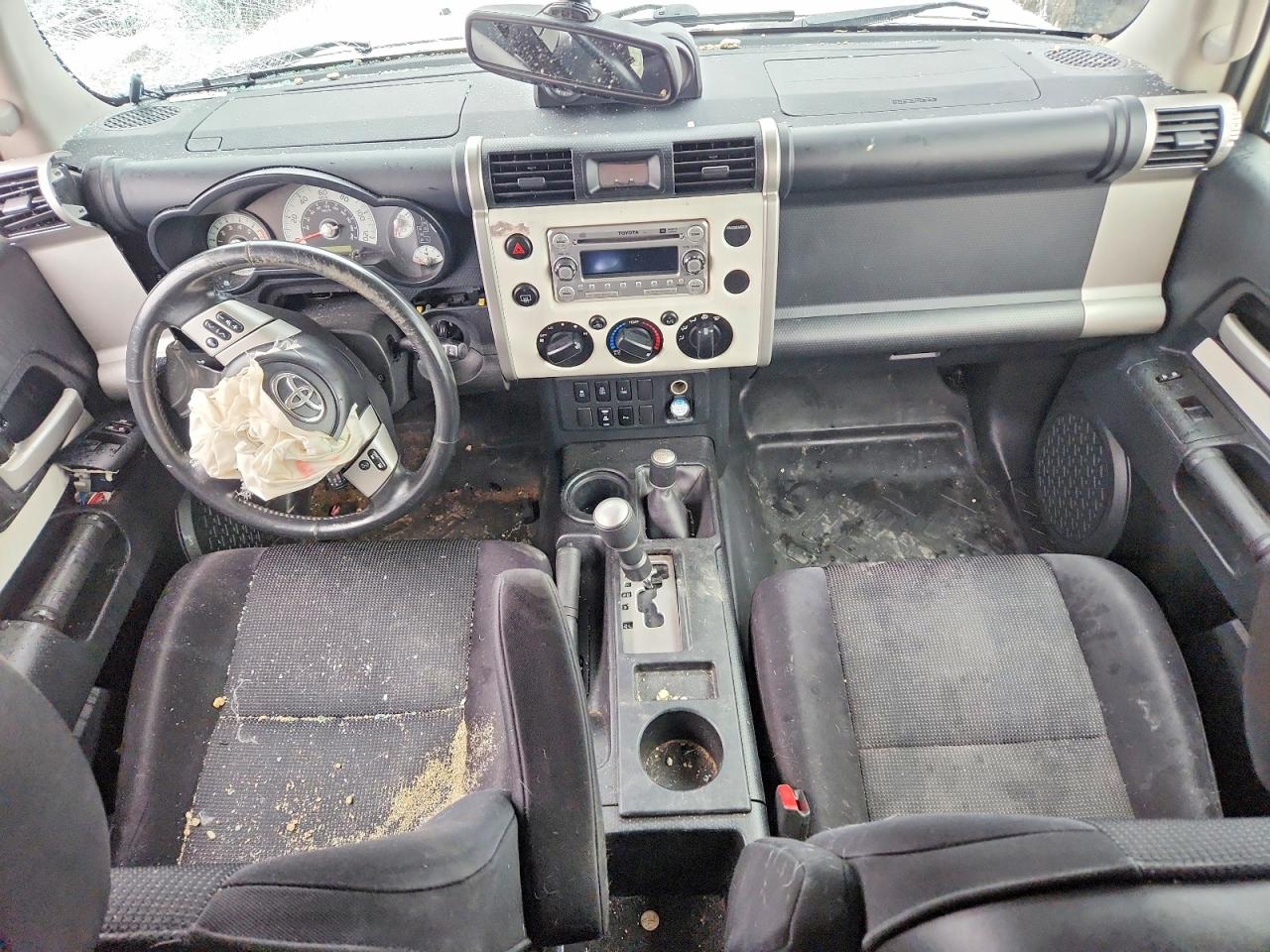 2014 Toyota Fj Cruiser Cream vin: JTEBU4BFXEK206228
