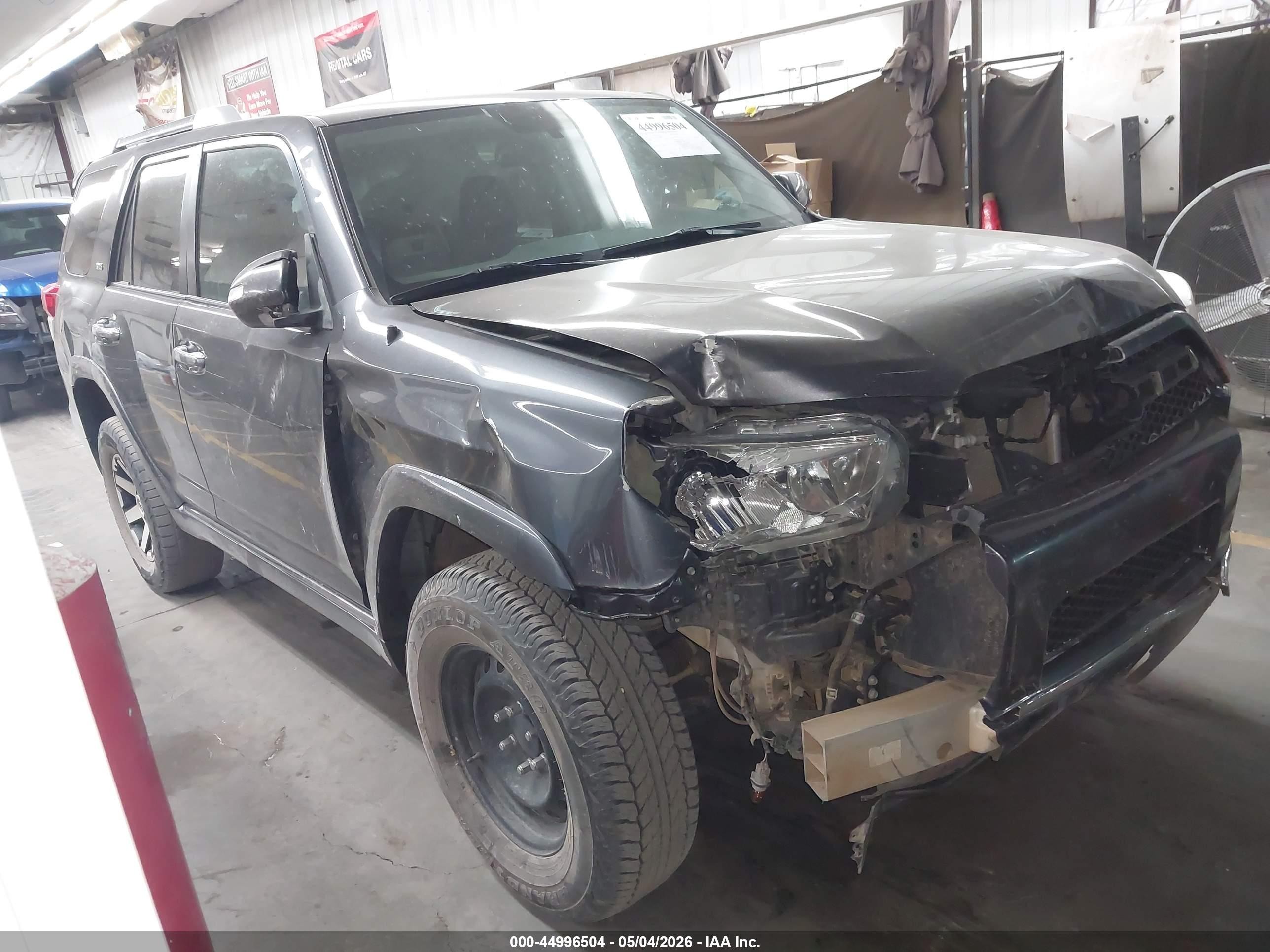 2010 Toyota 4runner Sr5 V6 Gray vin: JTEBU5JR0A5008963