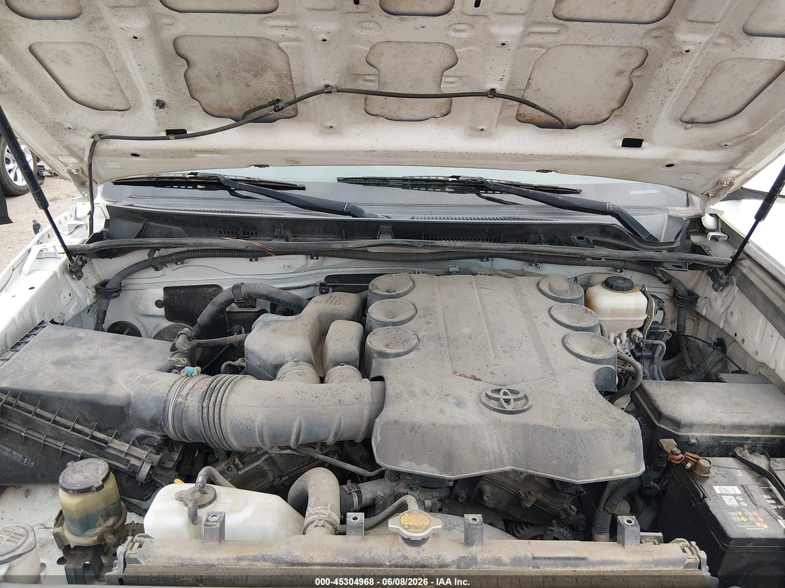 2010 Toyota 4runner Sr5 V6 White vin: JTEBU5JR0A5020532