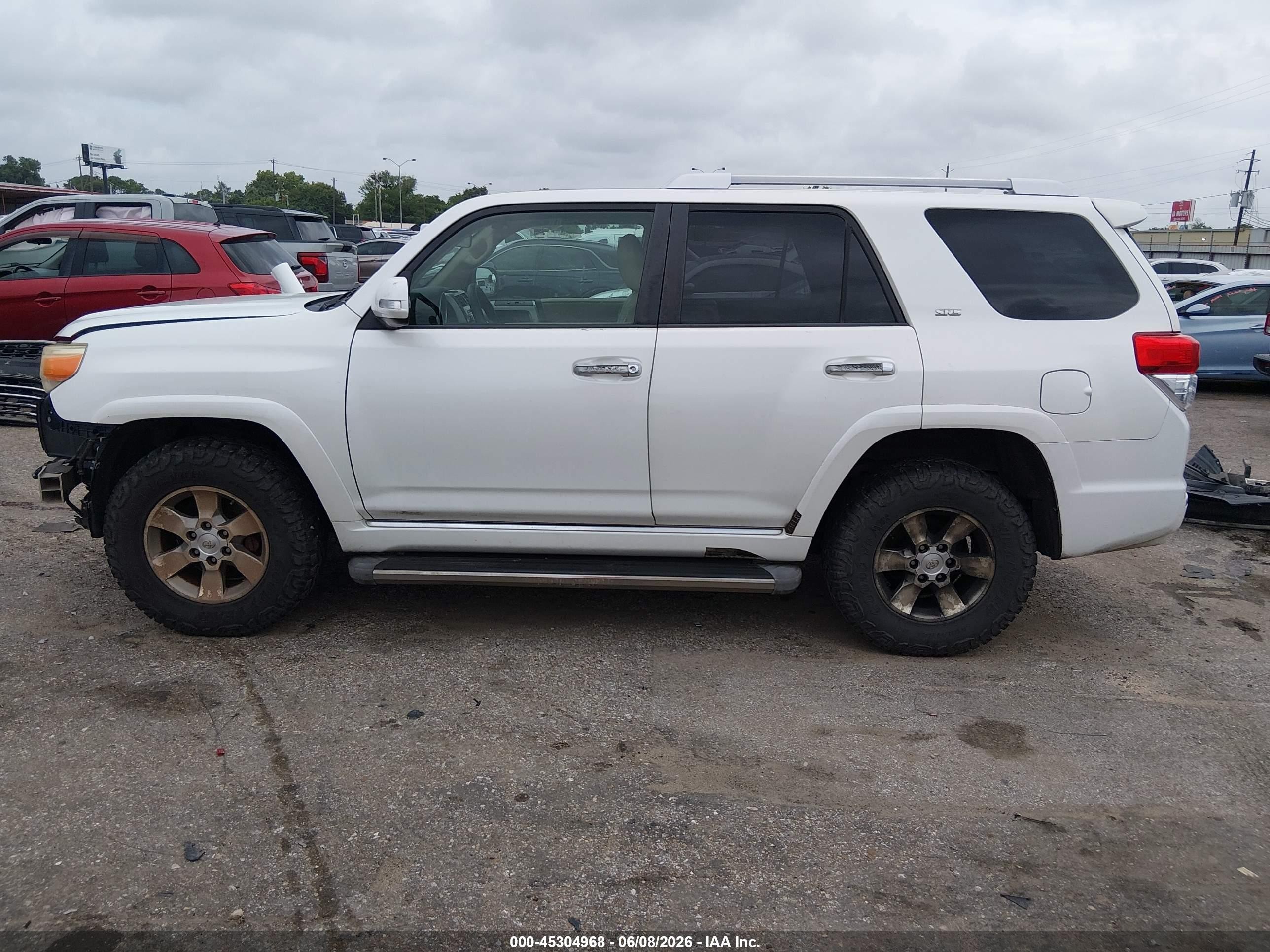 2010 Toyota 4runner Sr5 V6 White vin: JTEBU5JR0A5020532