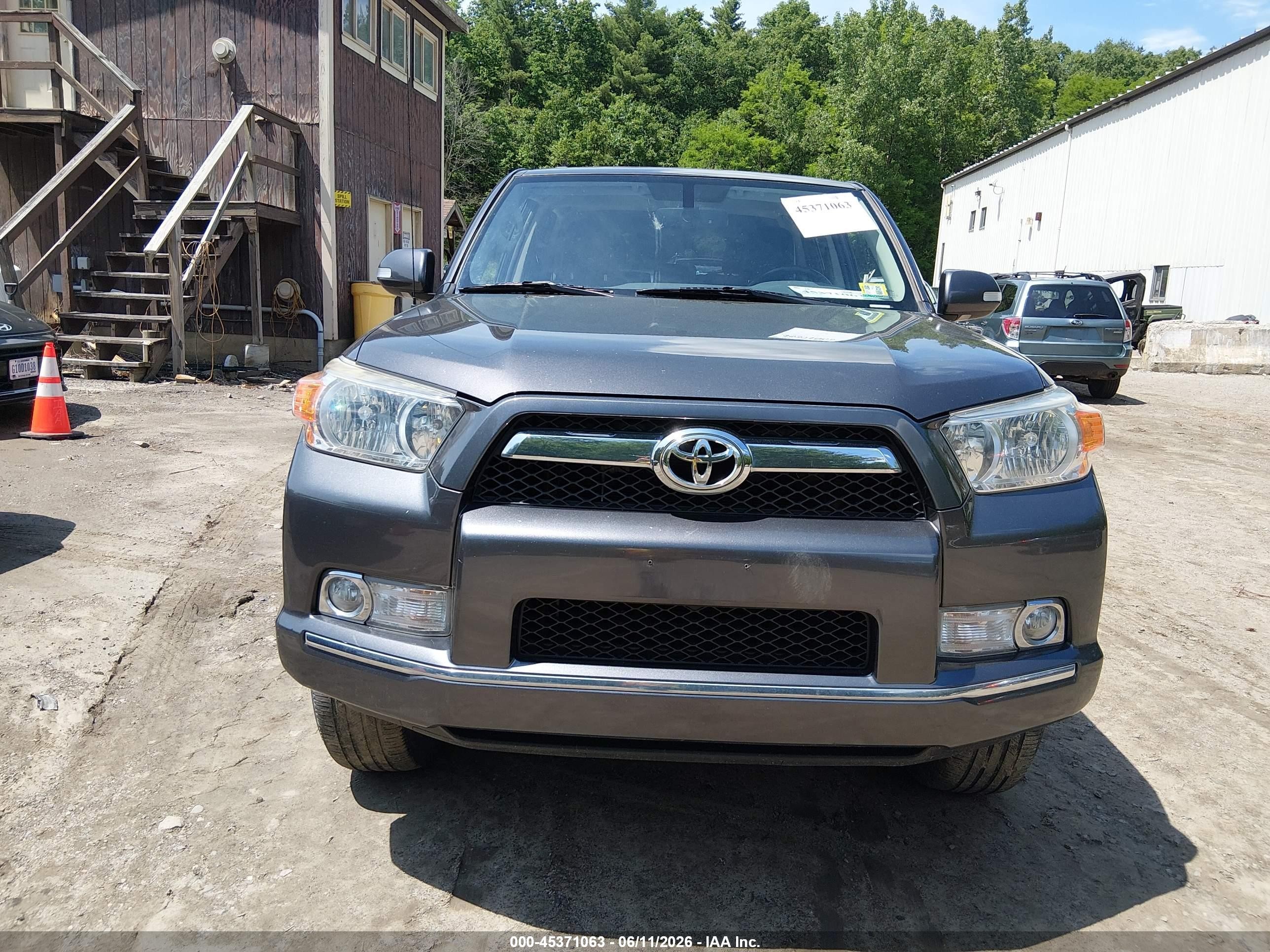 2010 Toyota 4runner Limited V6 Серый vin: JTEBU5JR0A5021857